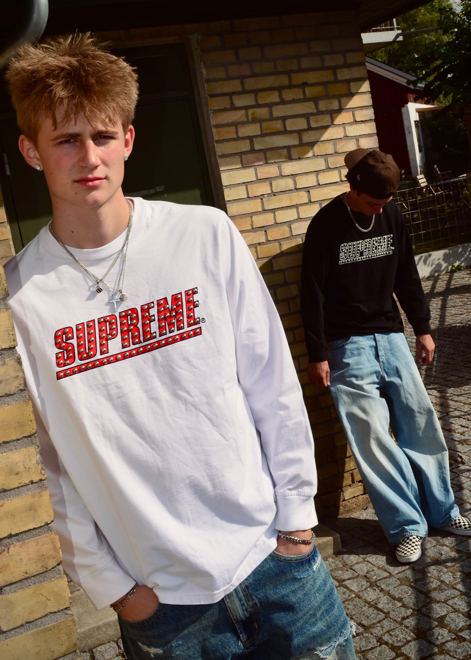 SUPREME STUDDED LONGSLEEVE (L)