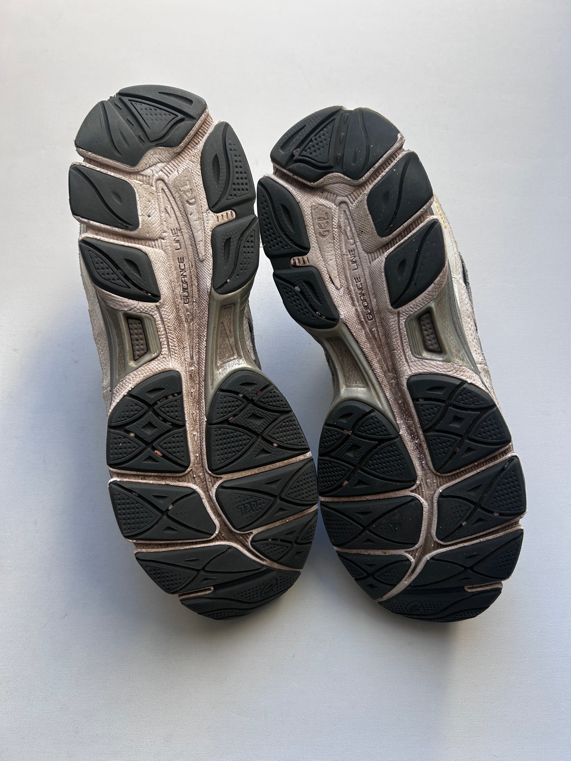 ASICS GEL NYC “BLACK CLAY” 44,5EU