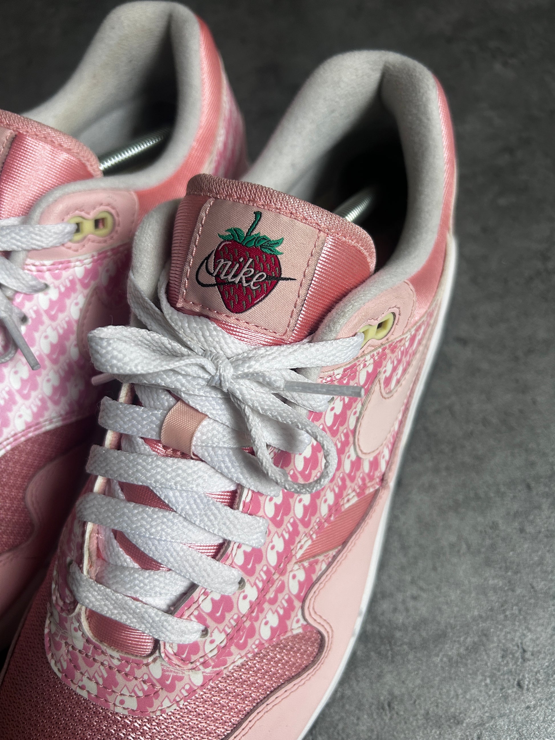 AIR MAX 1 “STRAWBERRY LEMONADE” 46EU
