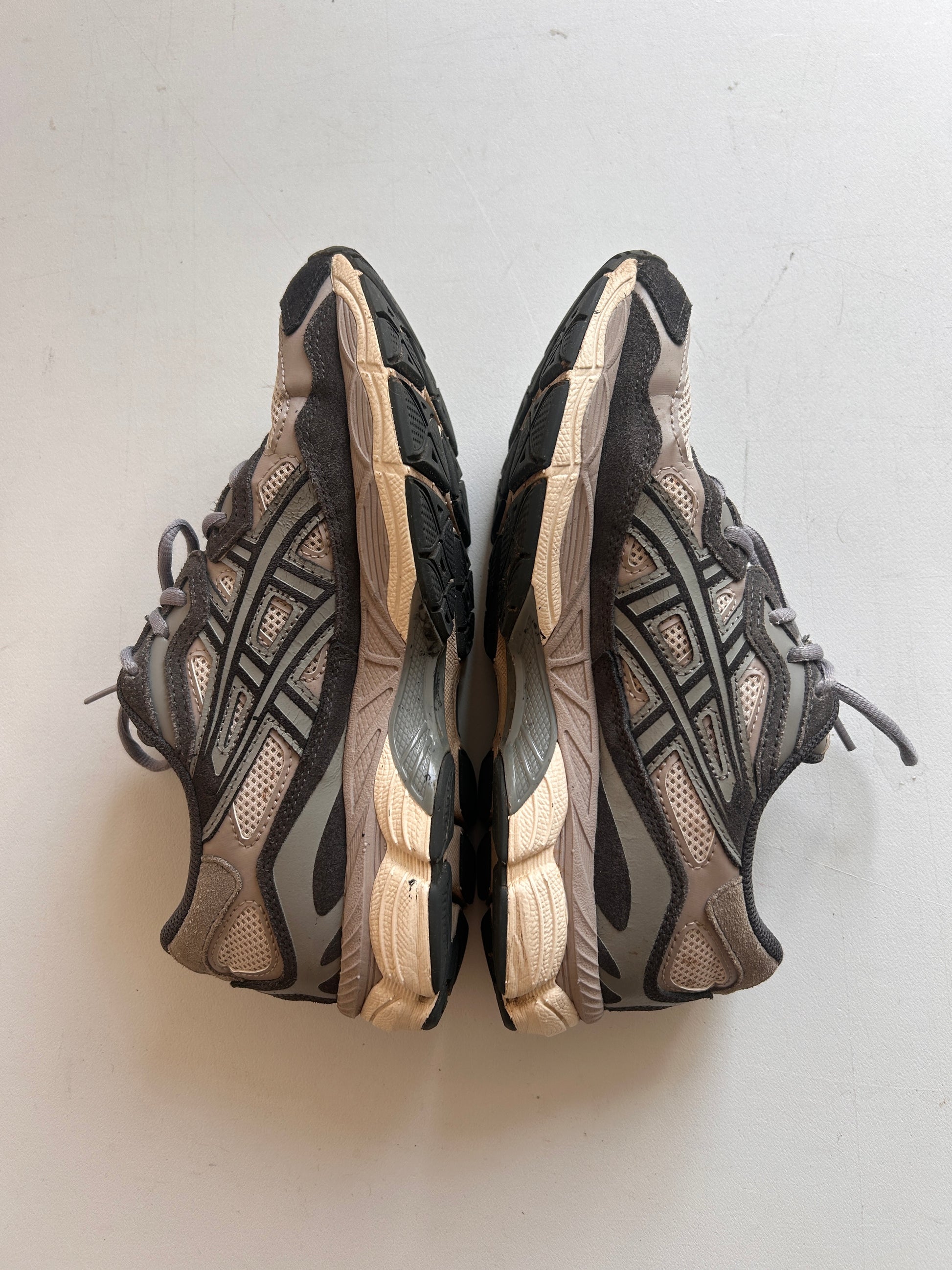 ASICS GEL NYC “GREY/WHITE” 39EU