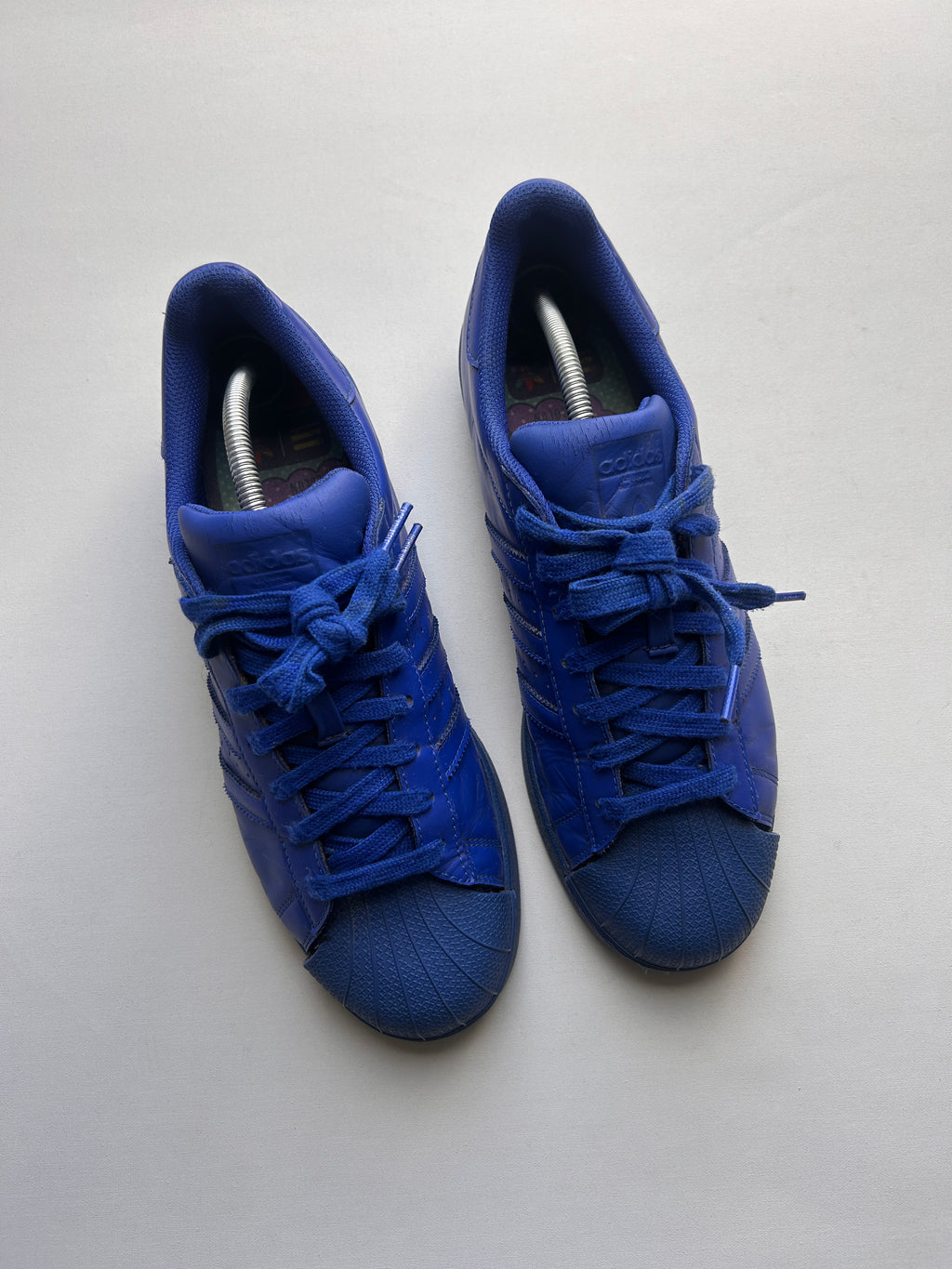 ADIDAS SUPERSTAR X PHARELL WILLIAMS SUPERCOLOR (44,5EU)