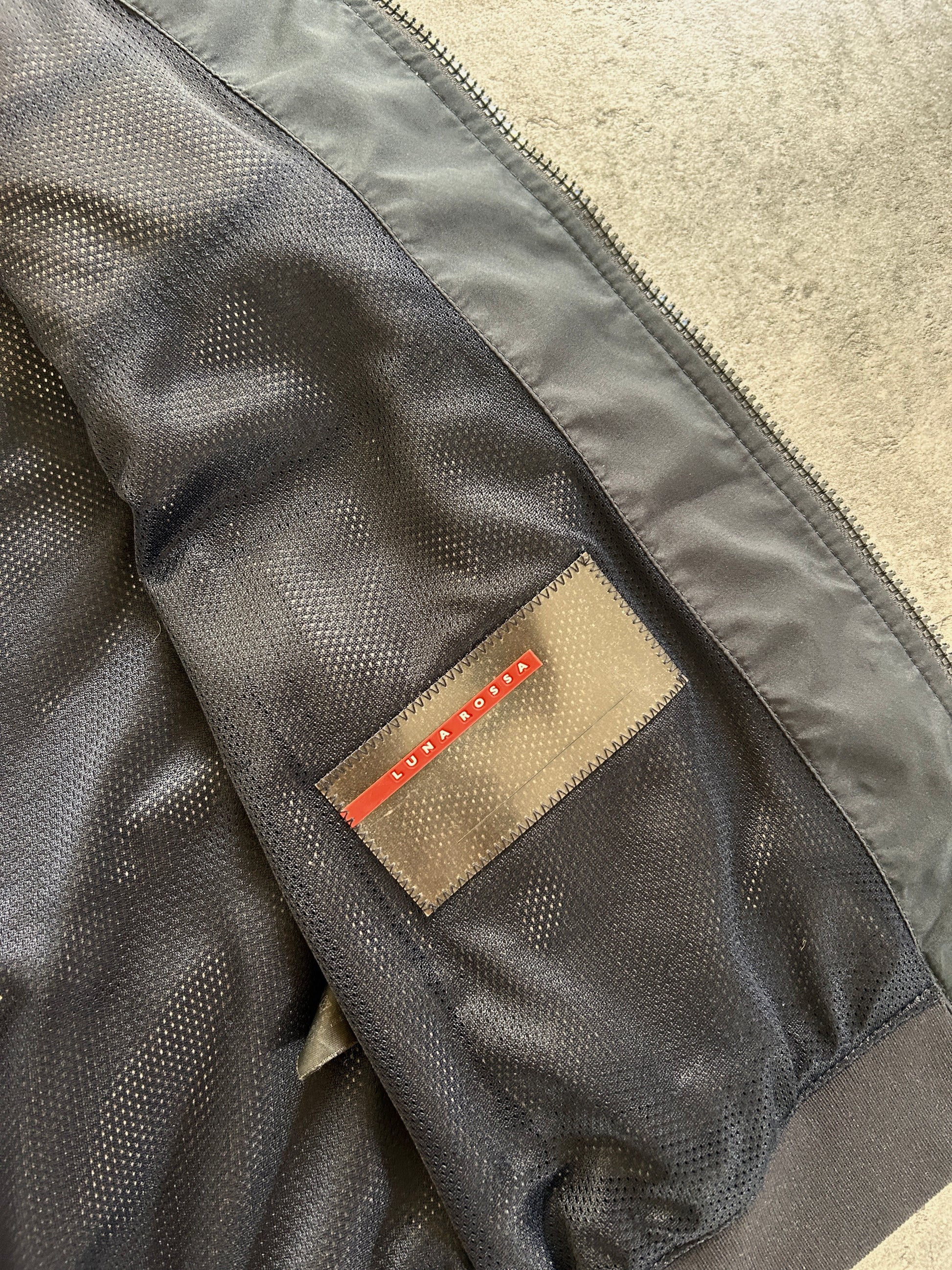 PRADA LINEA ROSSA VEST (M)