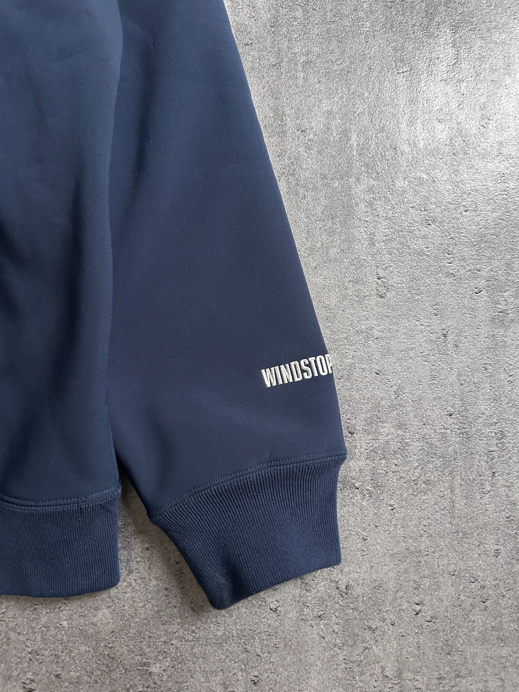 SUPREME WINDSTOPPER JACKET (L)