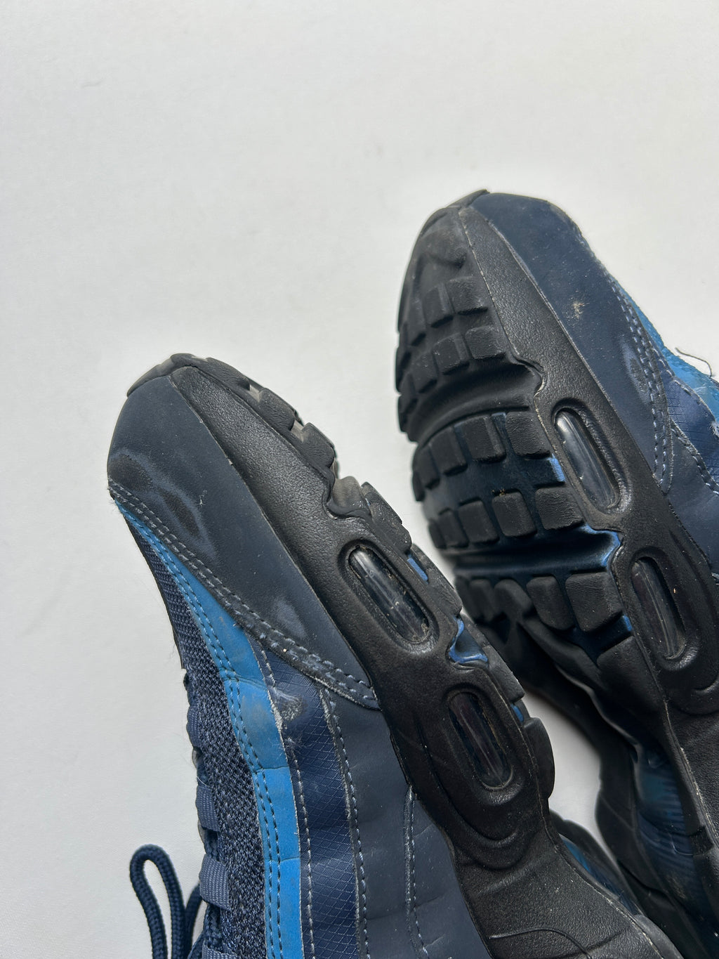 AIR MAX 95 “BLUE NAVY” 43EU