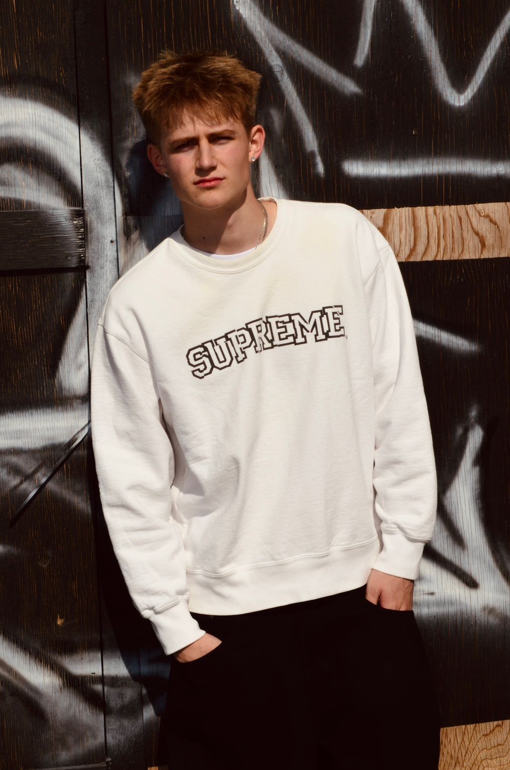SUPREME SHATTERED LOGO CREWNECK (L)