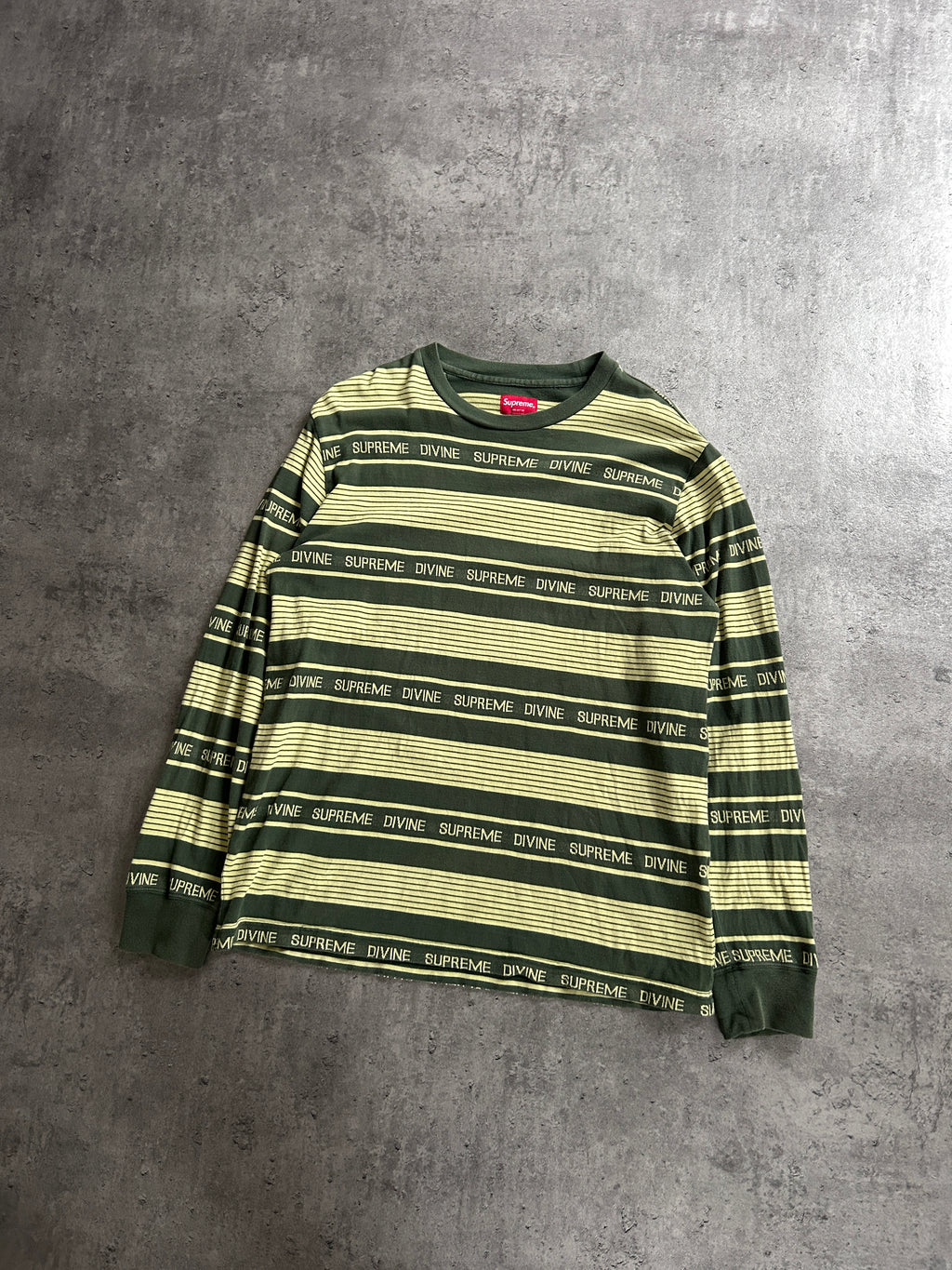 SUPREME DIVINE LONGSLEEVE (M)