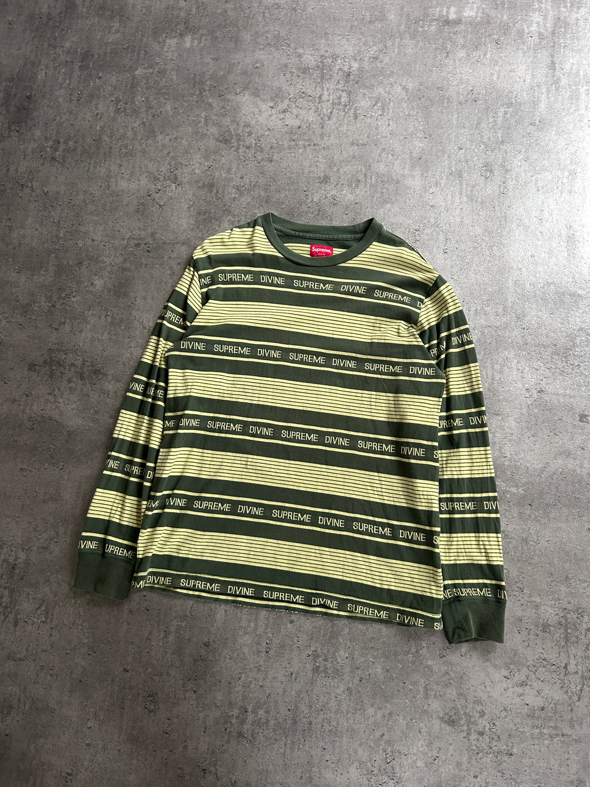 SUPREME DIVINE LONGSLEEVE (M)