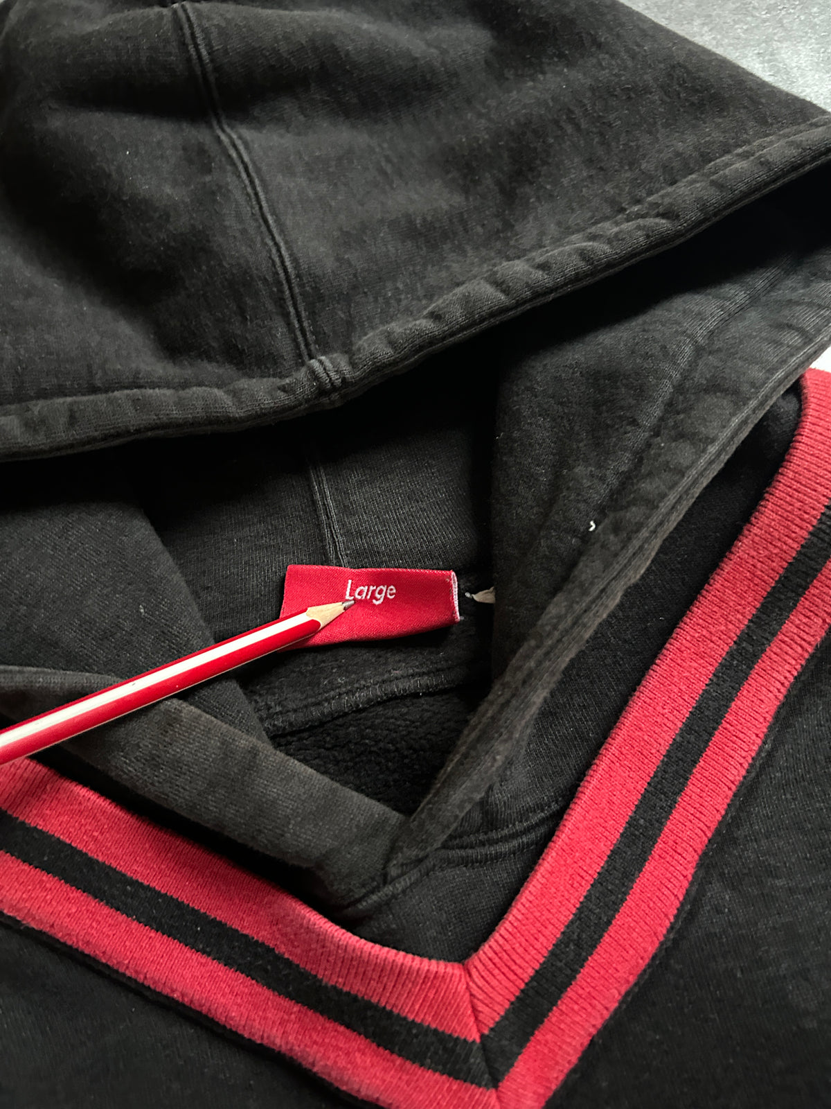 SUPREME HOCKEY HOODIE (L)