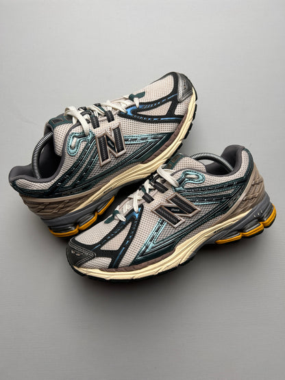 NB1906R “METALLIC TEAL” 44EU