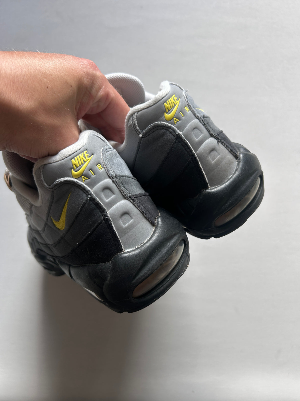 AIR MAX 95 “ICONS” 44EU