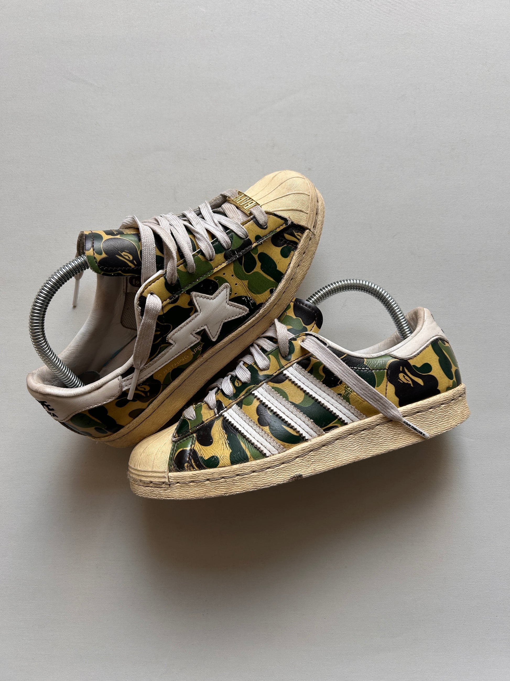 BAPE SUPERSTARS CAMO (38EU)