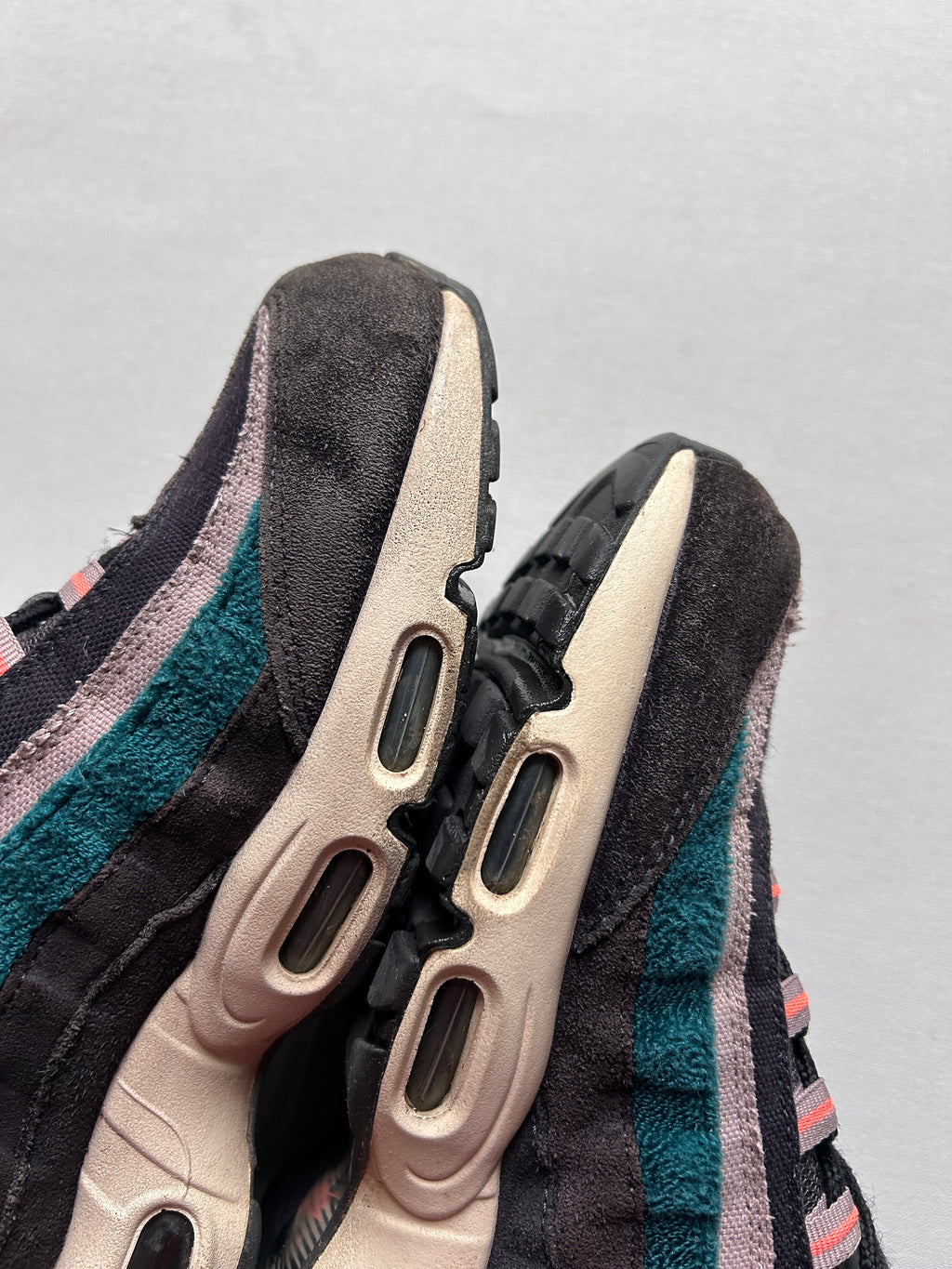 AIR MAX 95 “RAINFOREST BRIGHT MANGO” 45EU