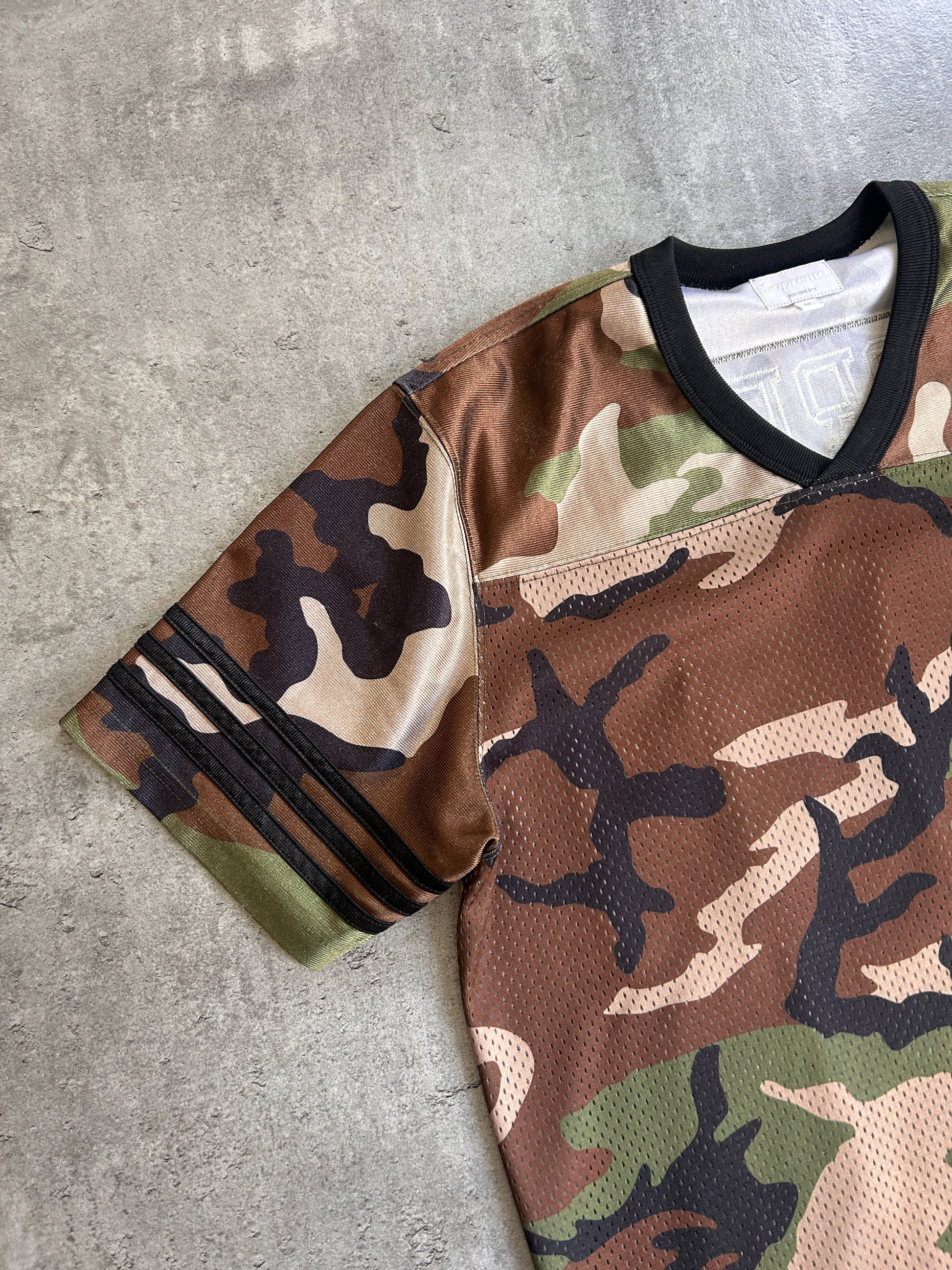 SUPREME CAMO CHAMPION JERSEY (M)