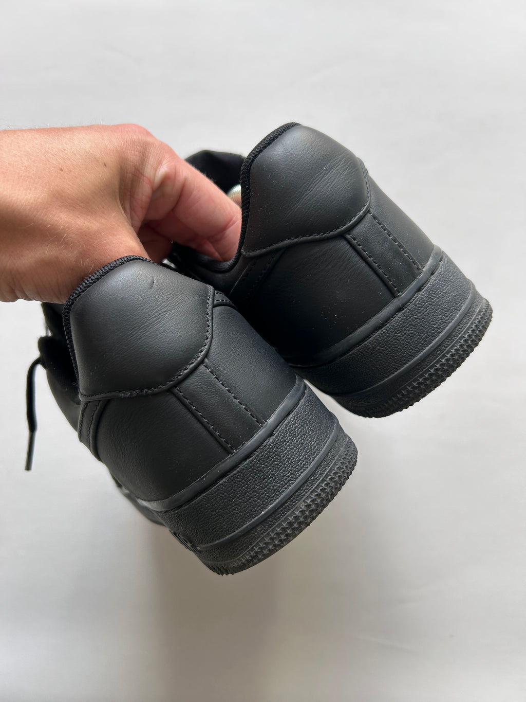 AIR FORCE 1 BLACK (42.5EU)