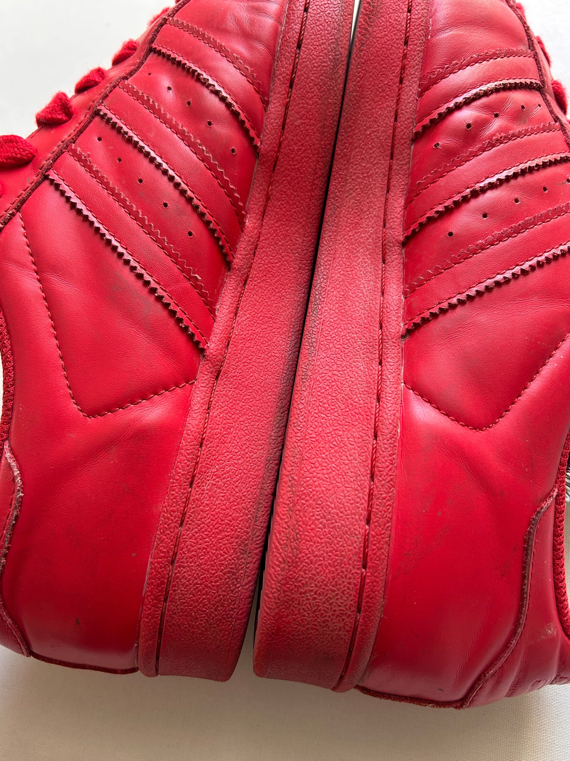 ADIDAS SUPERSTAR X PHARELL (44EU)