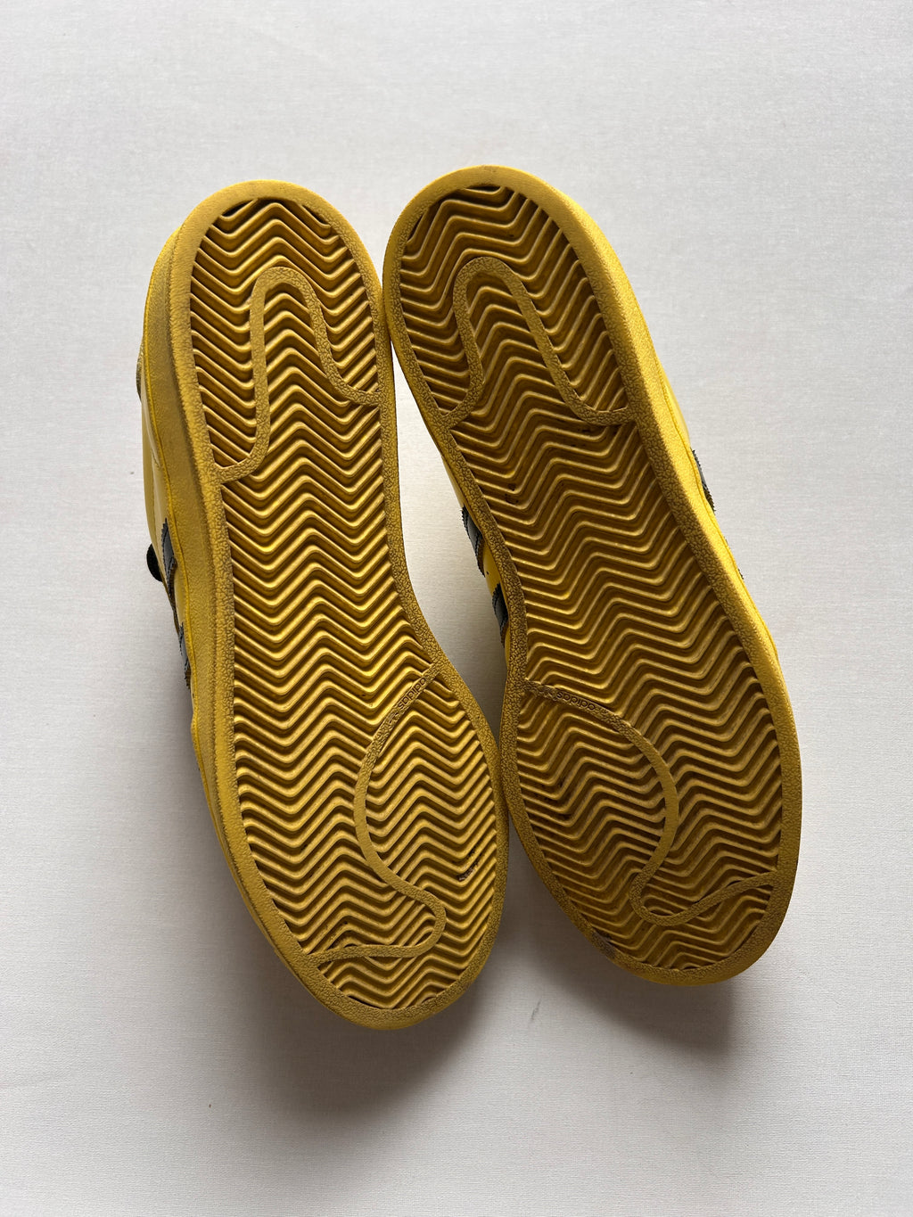 ADIDAS SUPERSTAR X PHARELL CUSTOM “YELLOW” 42EU