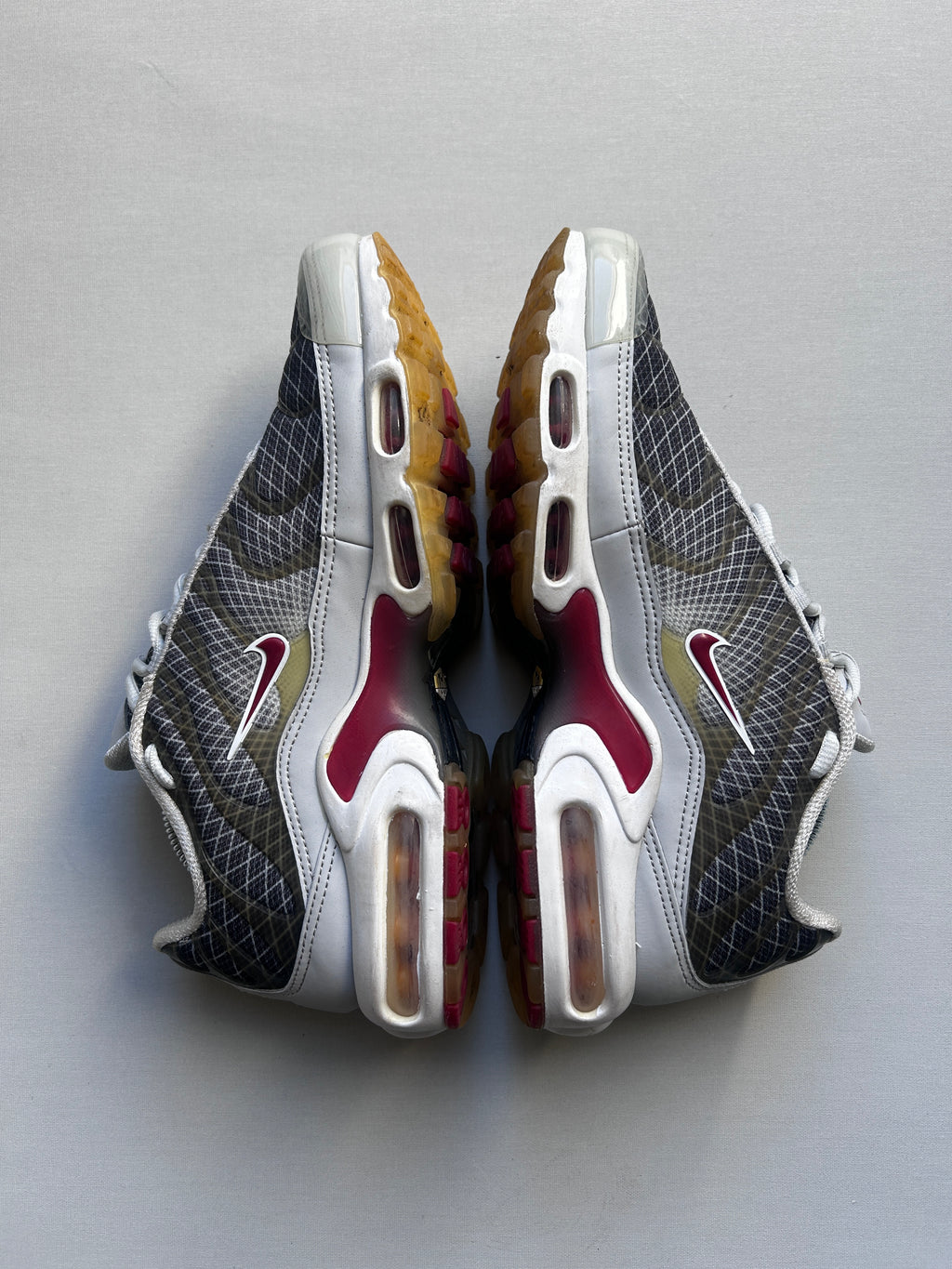 AIR MAX PLUS “WAVE GRID” 42EU