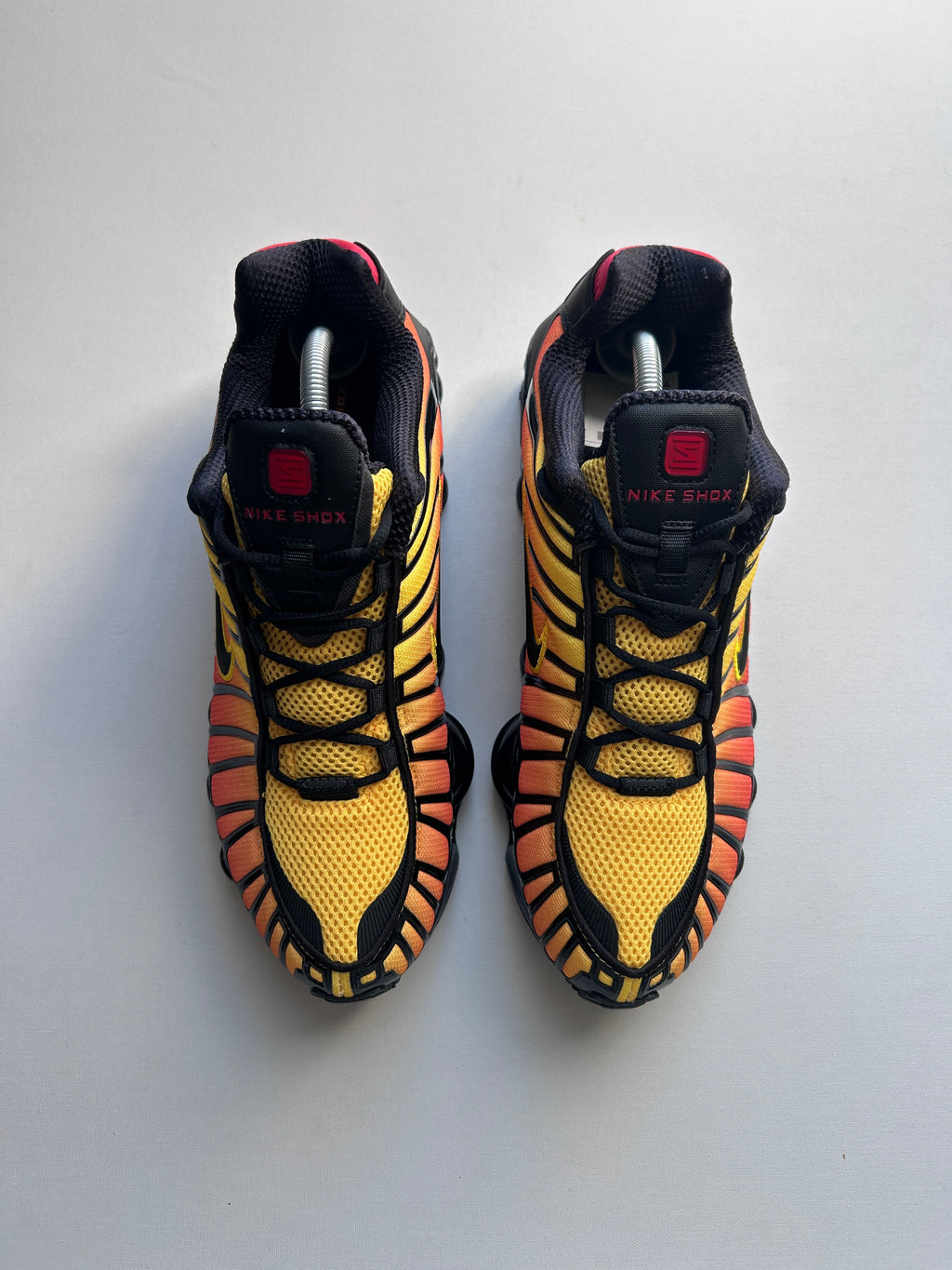 NIKE SHOX TL “SUNRISE” 42,5EU