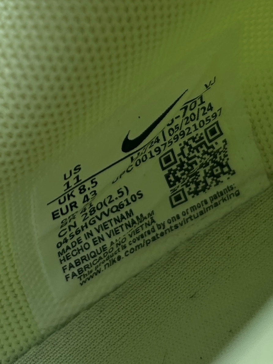 AIR MAX DN “WHITE/VOLT” 43EU
