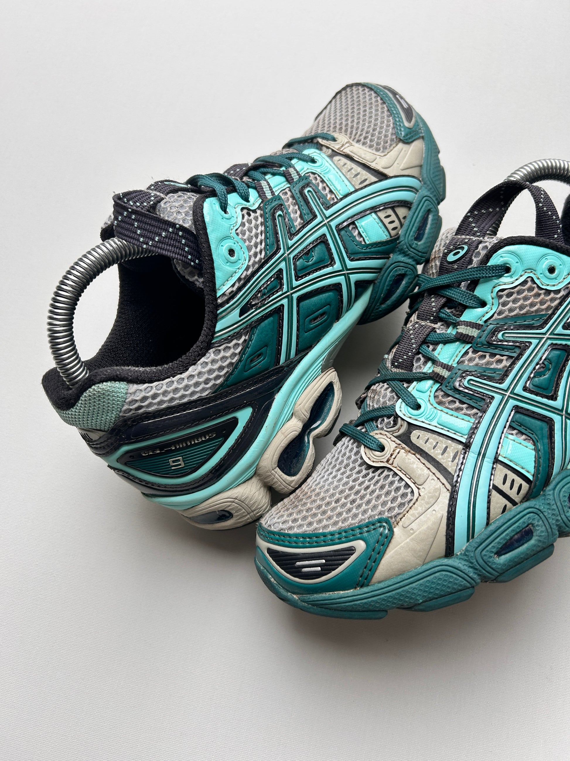 ASICS GEL NIMBUS 9 38EU