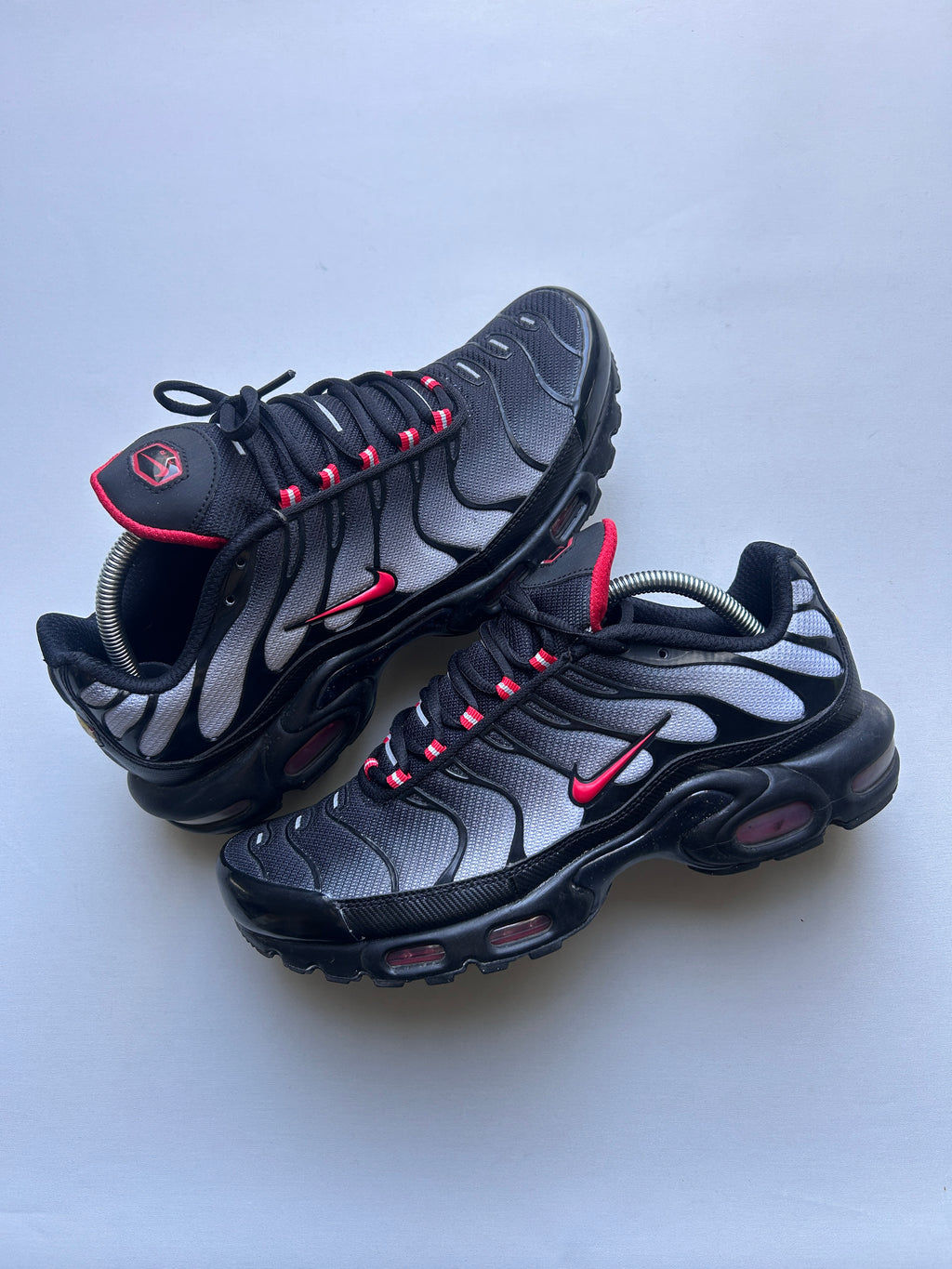 AIR MAX PLUS “BLACK RED GRADIENT” 44,5EU