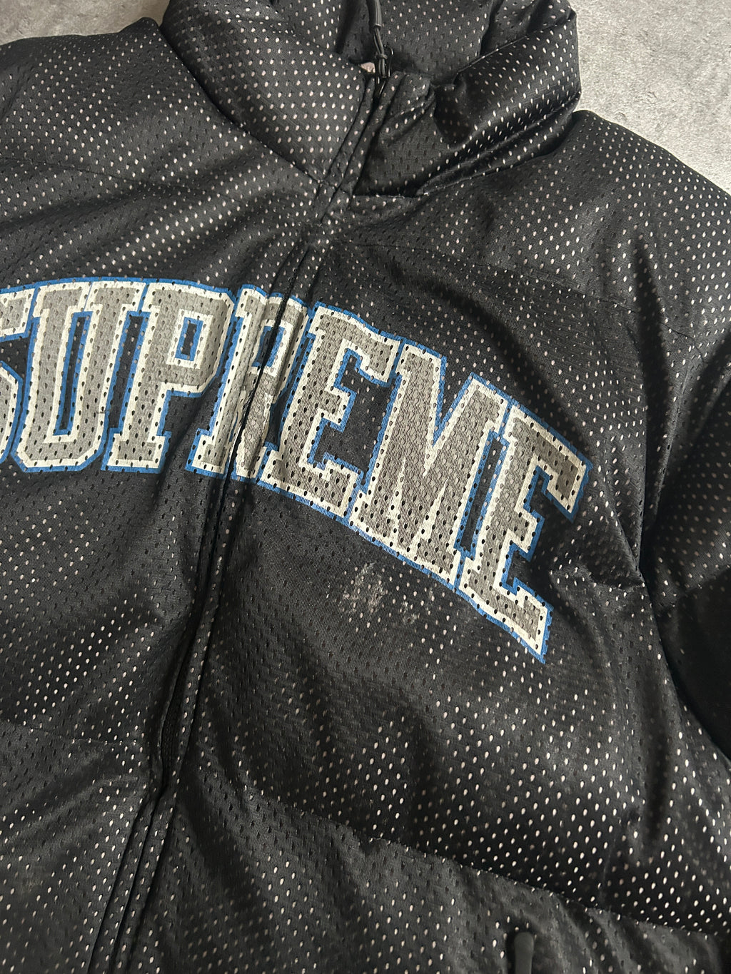 SUPREME MESH PUFFER SS23 (M)