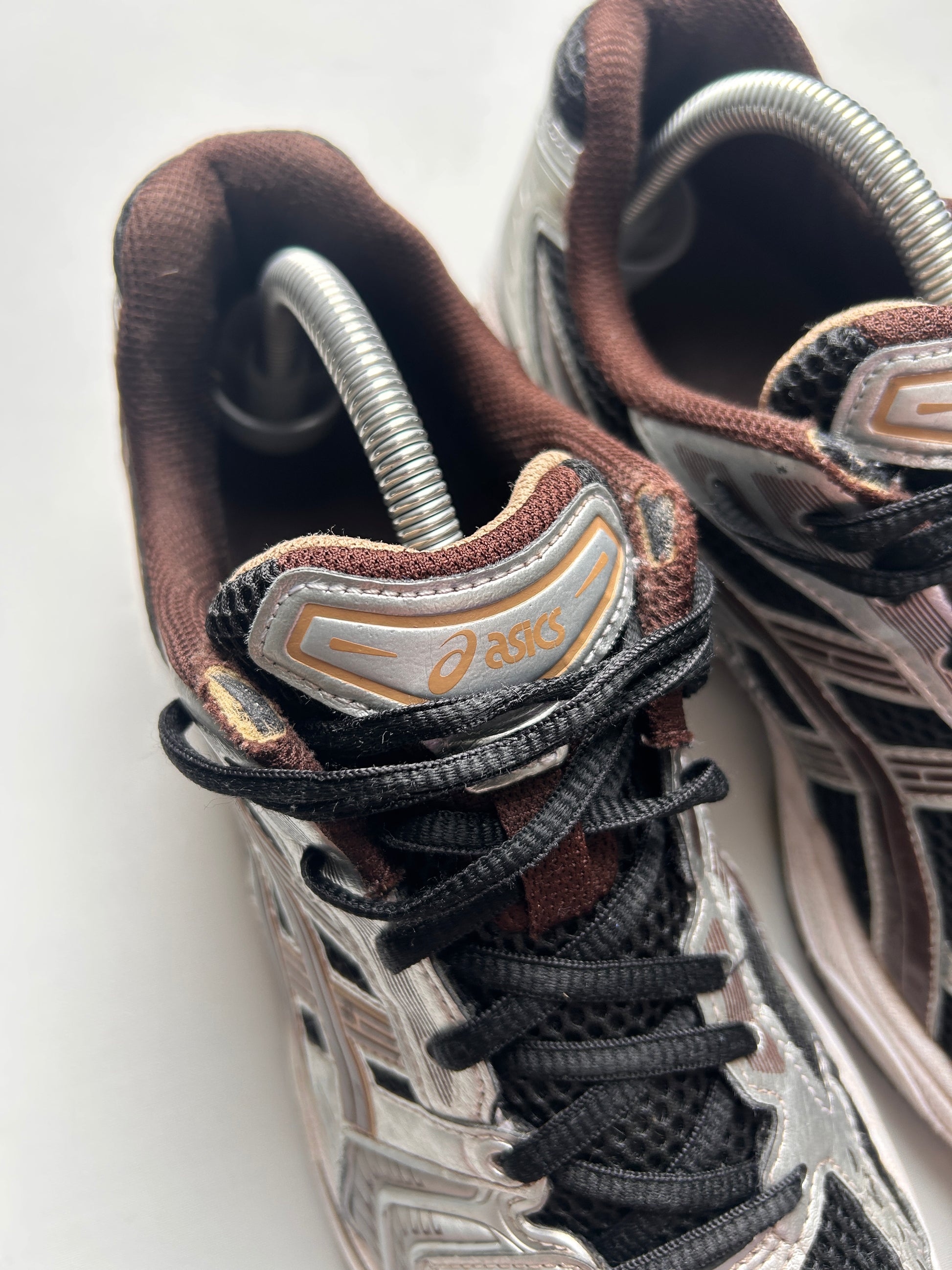 ASICS GEL KAYANO 14 “SILVER/BROWN” 44EU