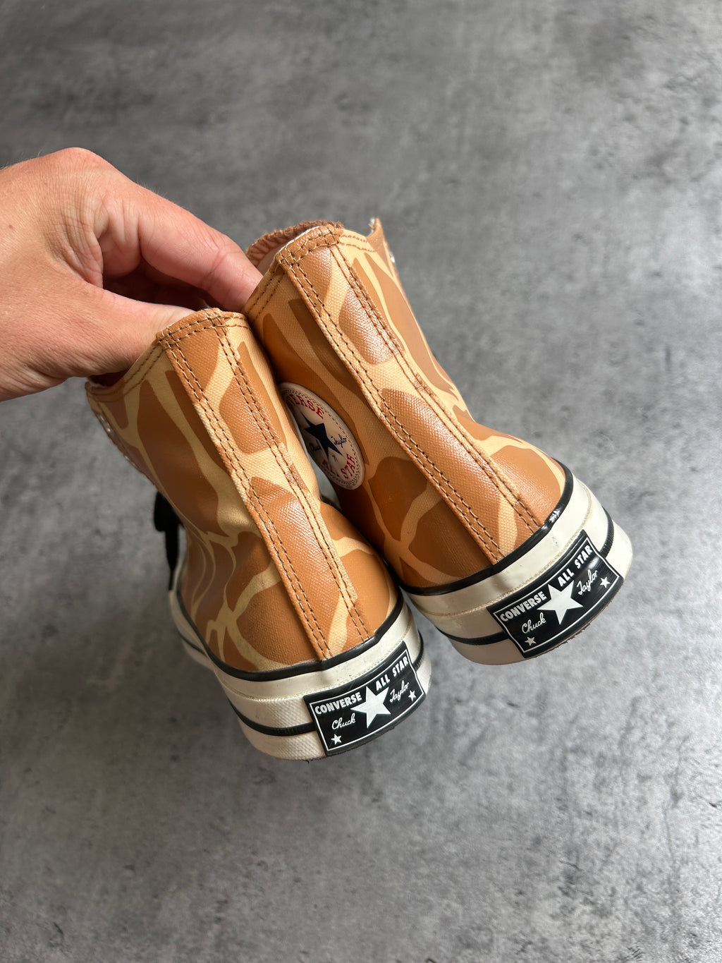 CONVERSE CHUCK 70 GIRAFFE PRINT (42.5)