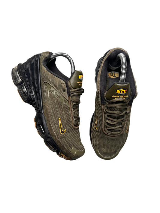 AIR MAX PLUS 3 “OLIVE” 38,5EU
