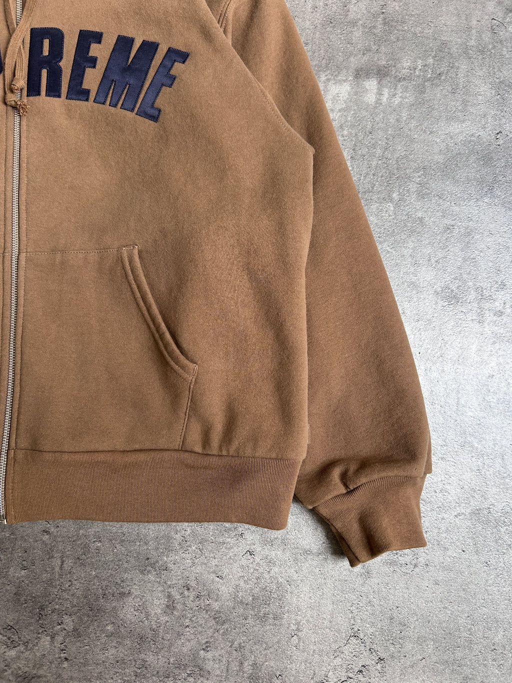 SUPREME ARC THERMAL ZIP UP HOODIE (M)