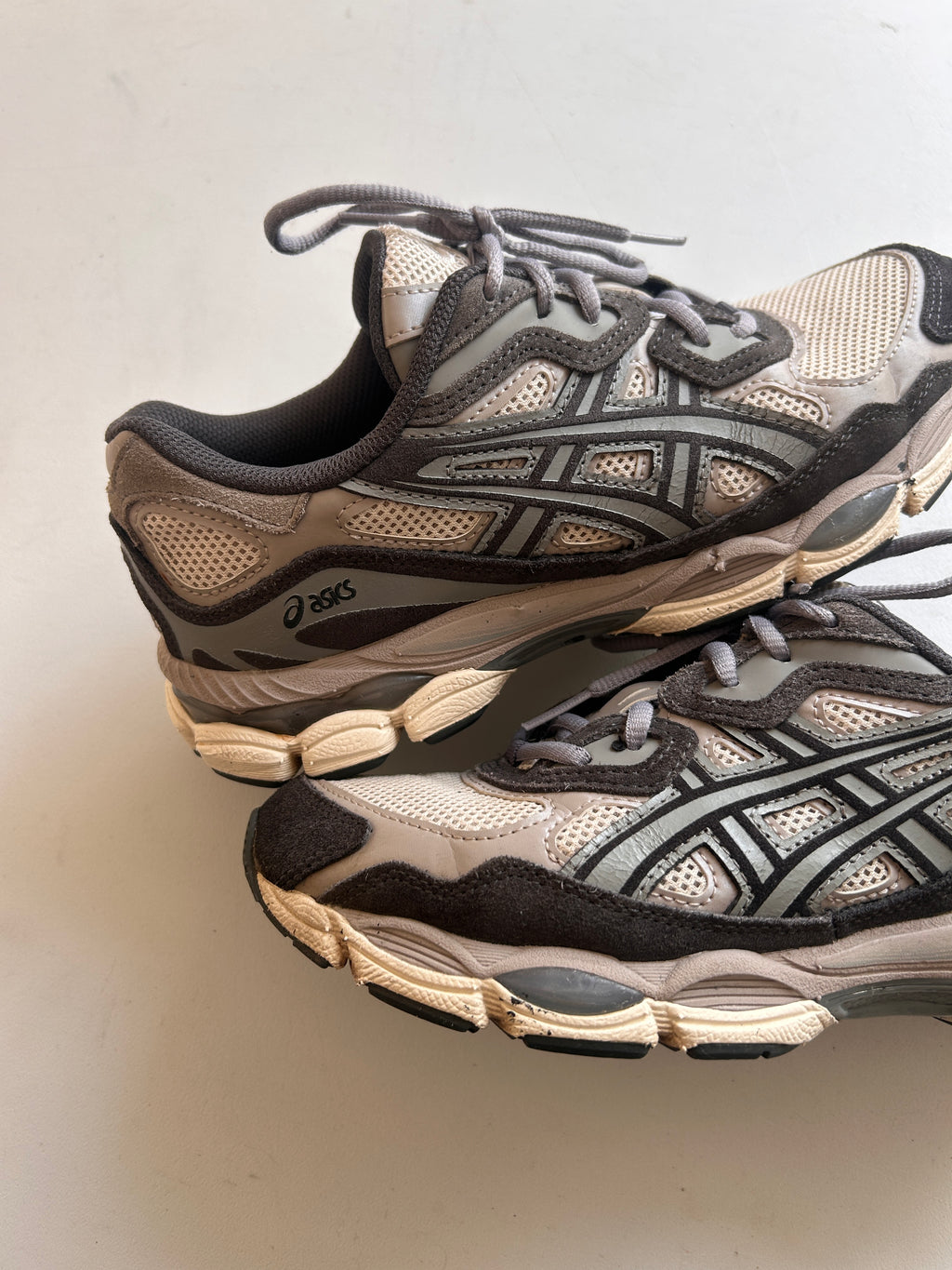 ASICS GEL NYC “GREY/WHITE” 39EU