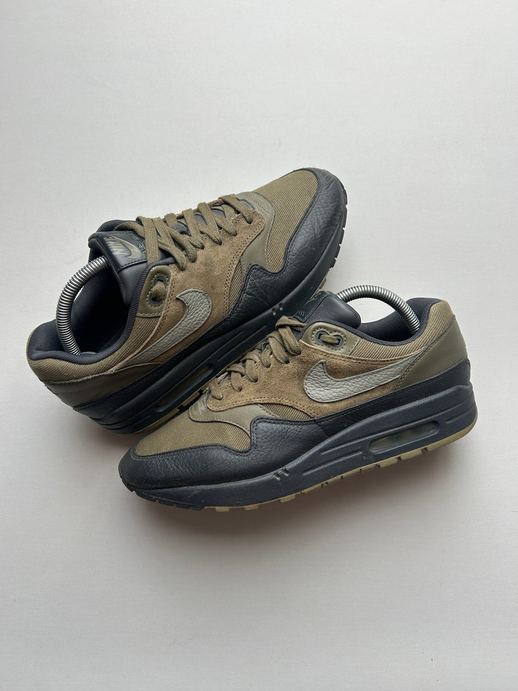 AIR MAX 1 “DARK STUCCO” 42EU