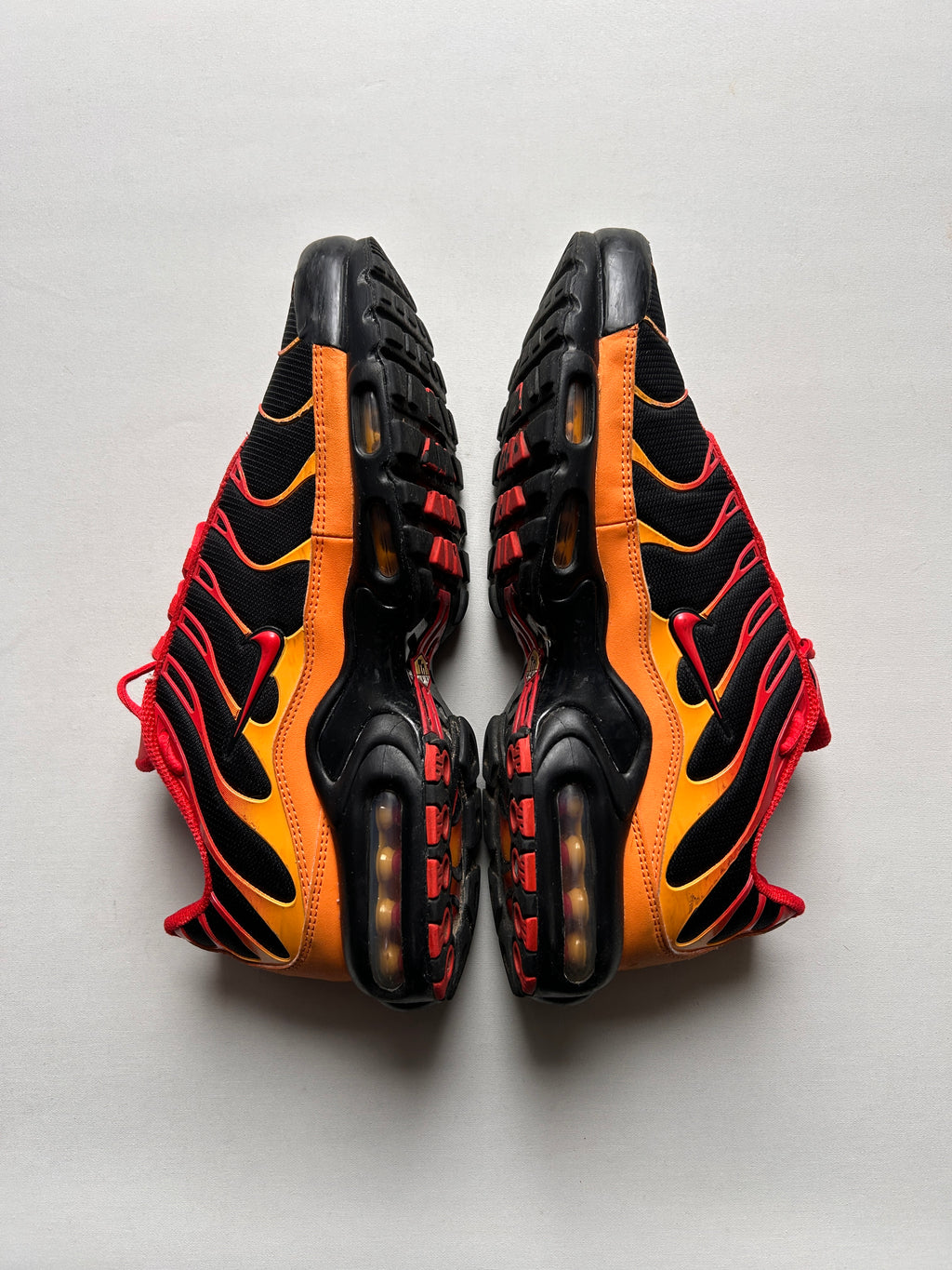 AIR MAX PLUS “VOLCANO” 44,5EU