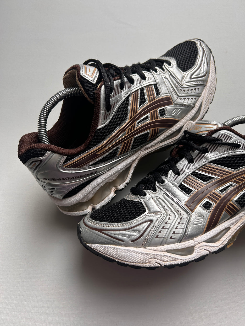 ASICS GEL KAYANO 14 “SILVER/BROWN” 44EU