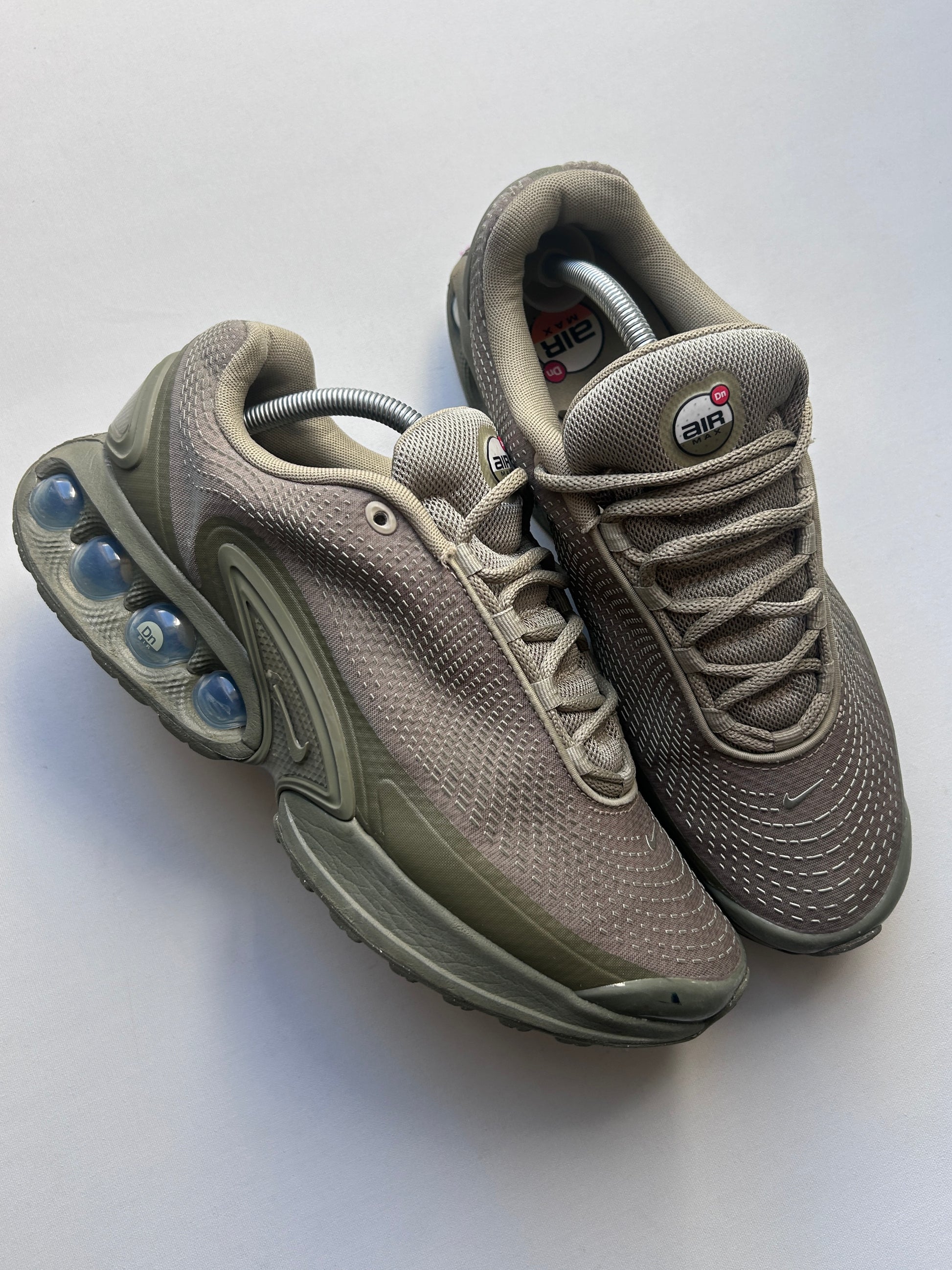 AIR MAX DN “NEUTRAL OLIVE” 44,5EU