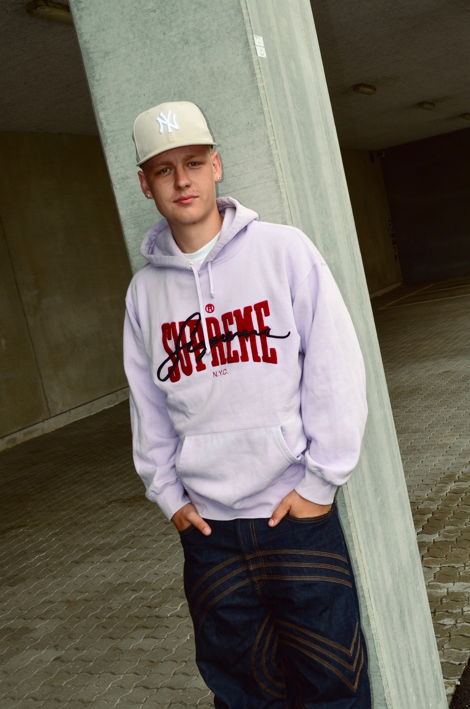 SUPREME EMBROIDERED CHENILLE HOODIE (L)