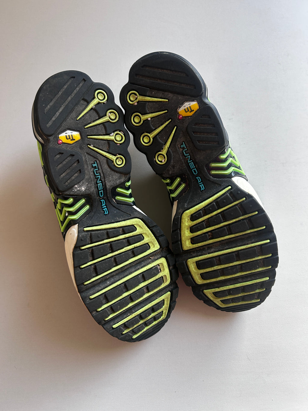 AIR MAX PLUS 3 “GHOST GREEN” 44,5EU”