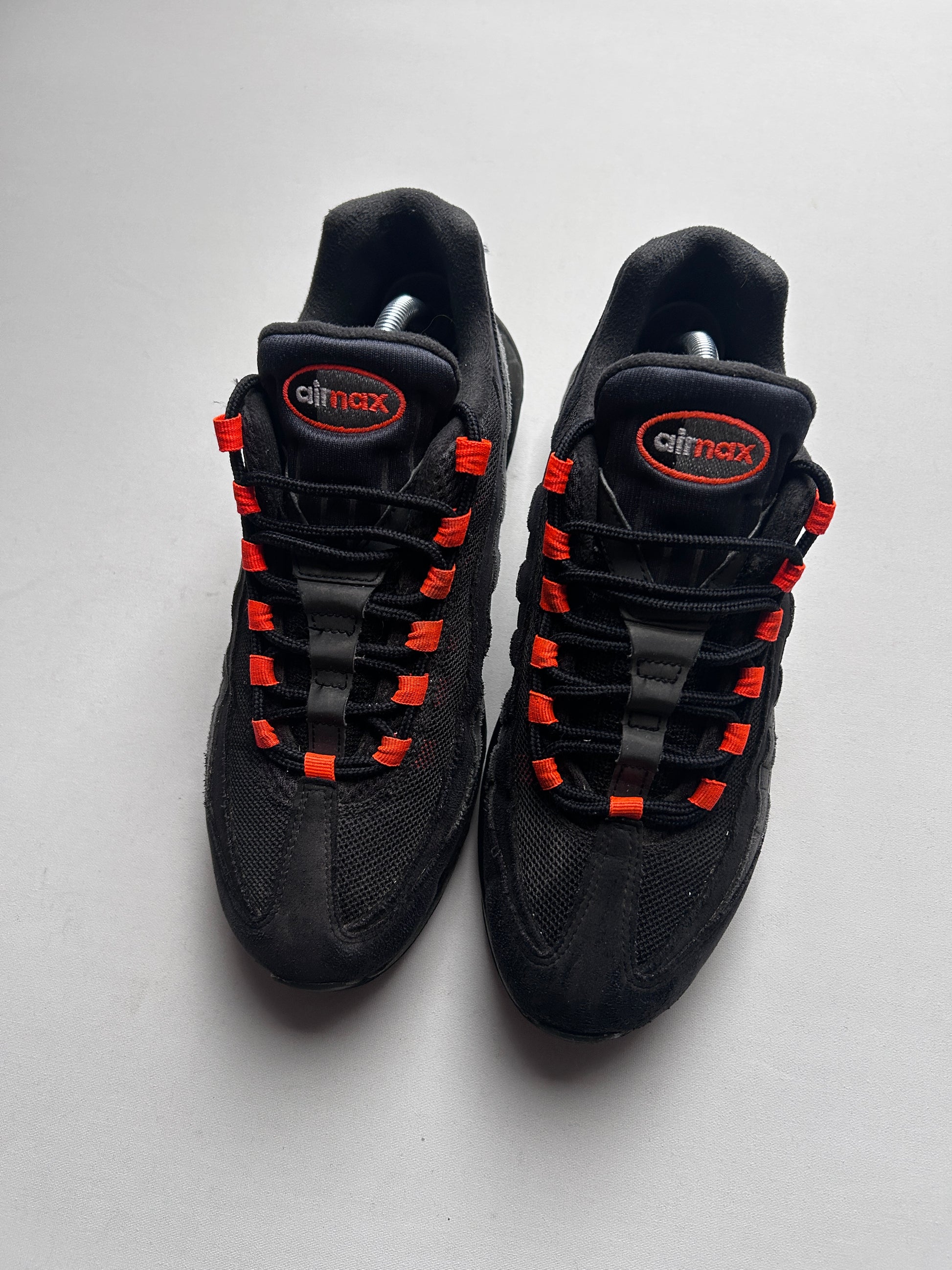 AIR MAX 95 “BLACK CRIMSON” 43EU