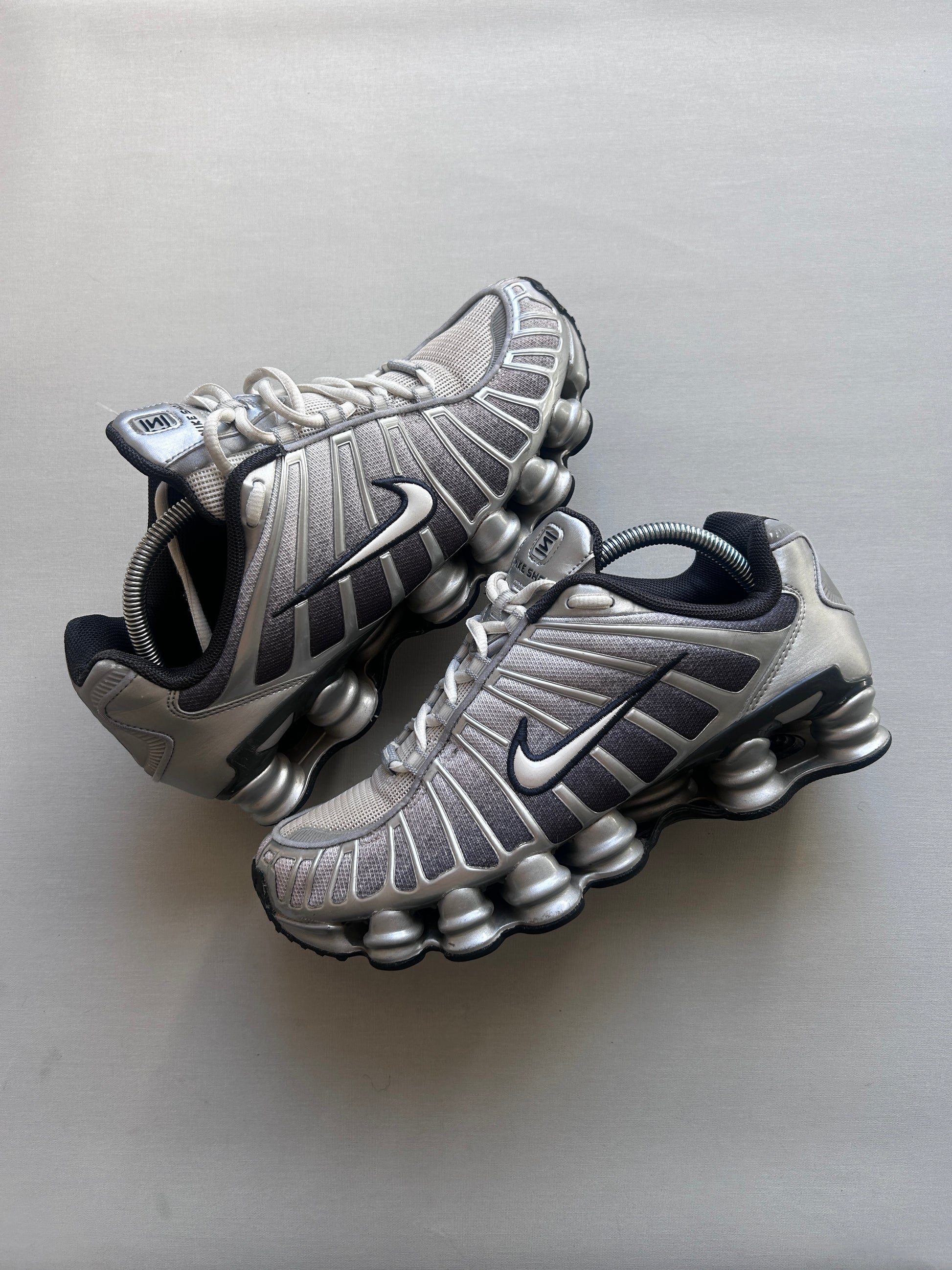 NIKE SHOX TL “METALLIC SILVER” 43EU