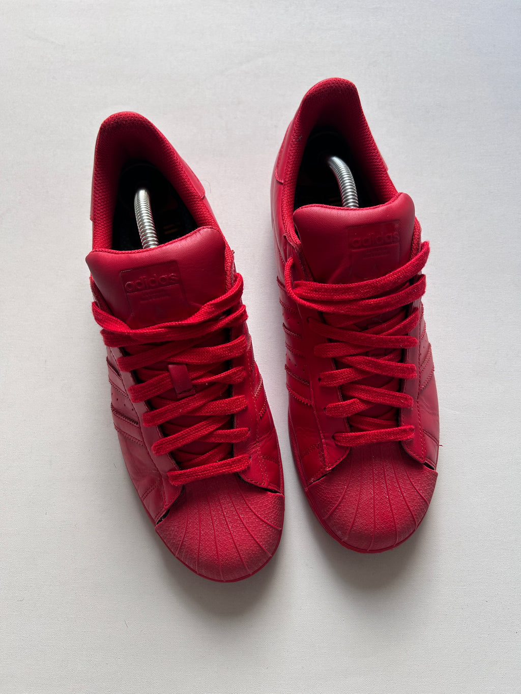 ADIDAS X PHARELL SUPERSTAR (43EU)