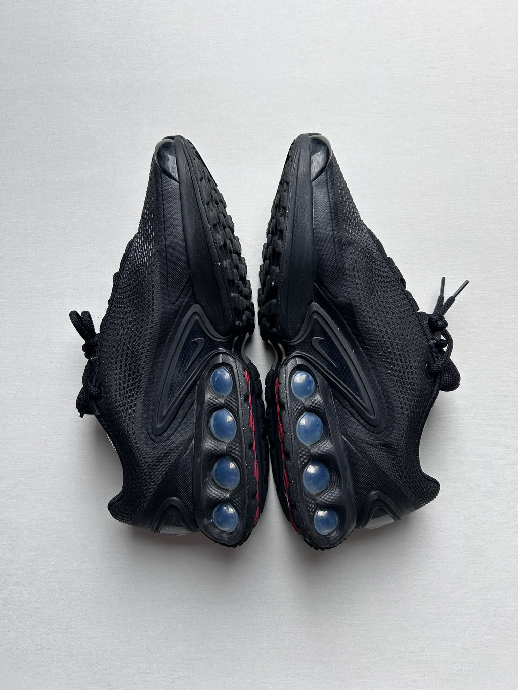 AIR MAX DN “TRIPLE BLACK” 44EU
