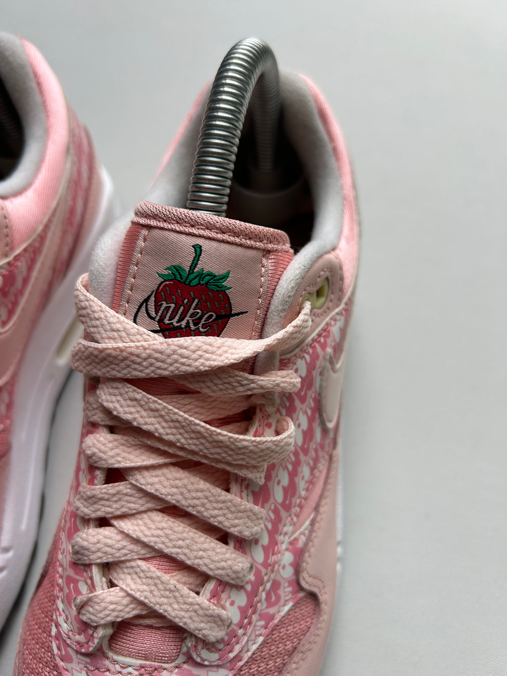 AIR MAX 1 PRM “STRAWBERRY LEMONADE” 38EU
