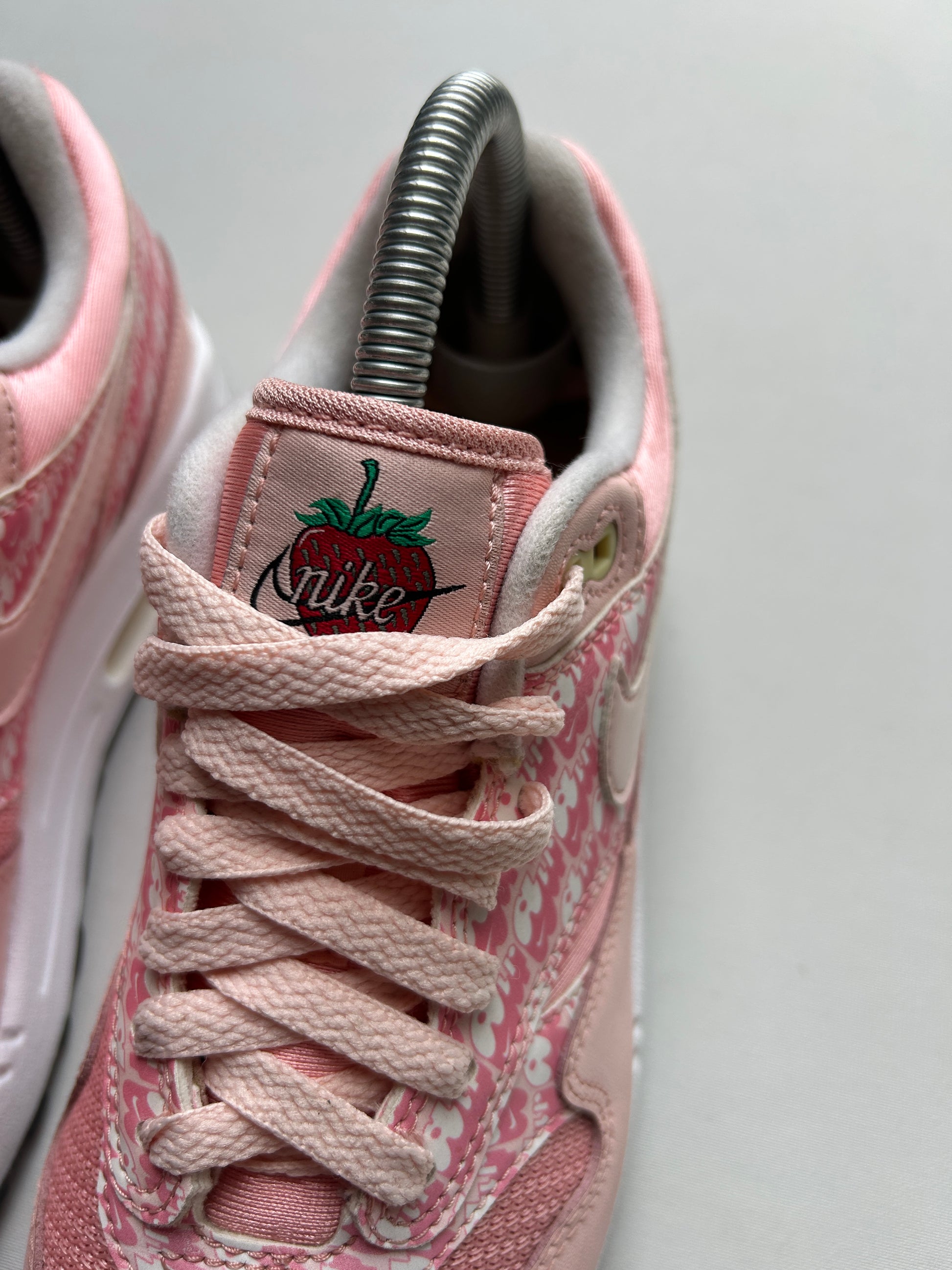AIR MAX 1 PRM “STRAWBERRY LEMONADE” 38EU