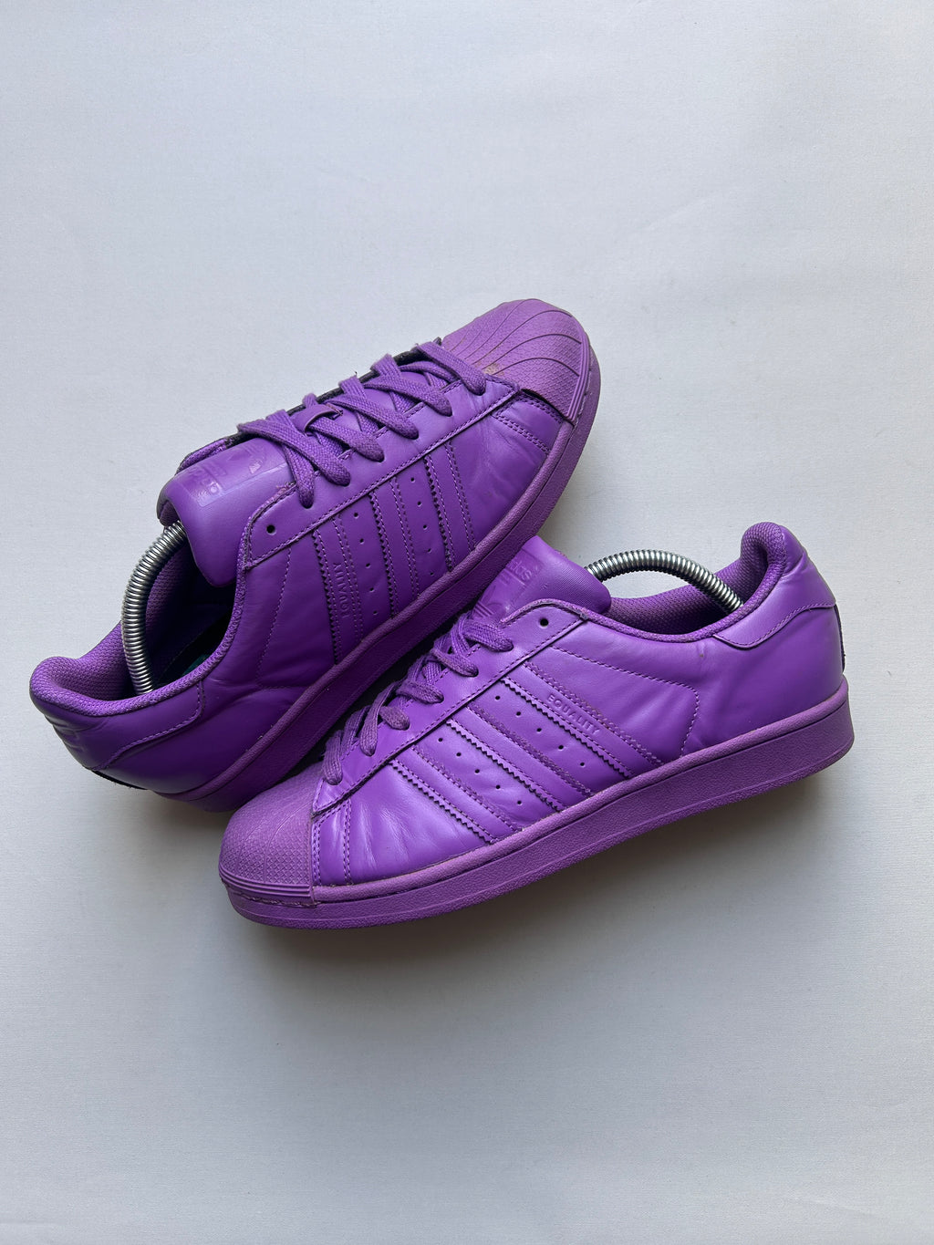 PHARELL SUPERSTAR PURPLE (43EU)