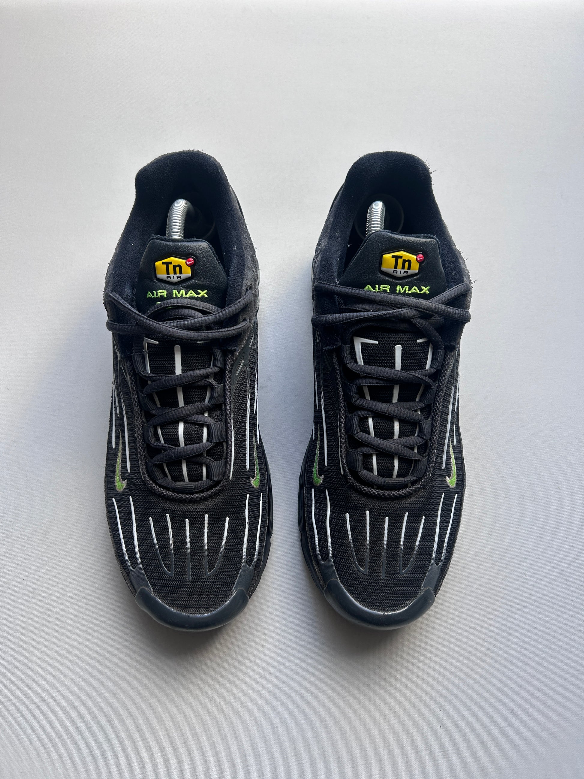 AIR MAX PLUS 3 “BLACK/NEON” 42,5EU