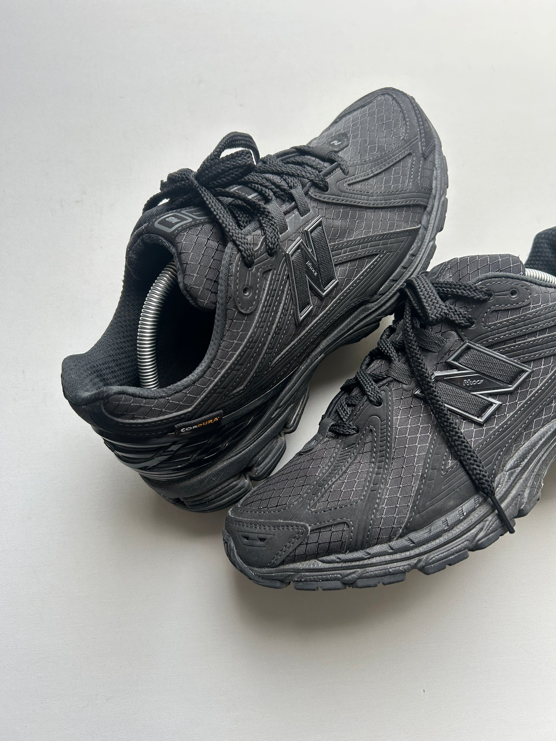 NB1906R “CORDURA BLACK” 44,5EU