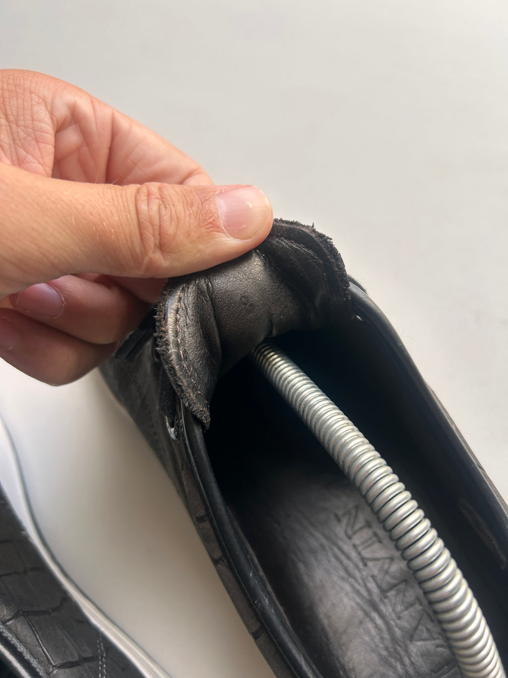 LANVIN DB11 CROC SKIN (43EU)