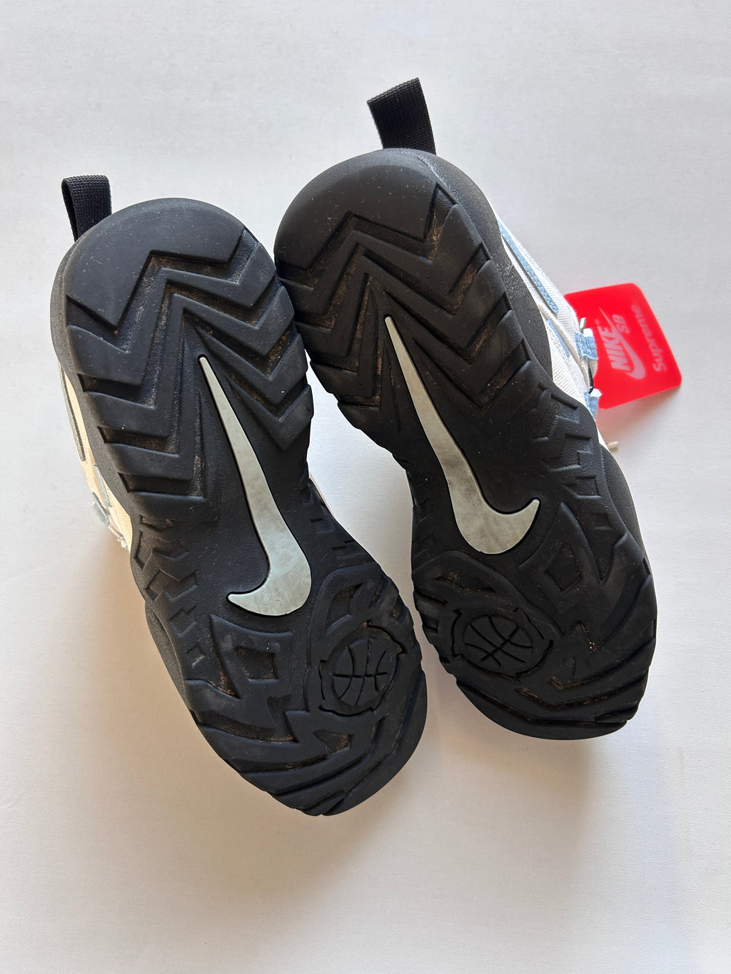 NIKE SB DARWIN X SUPREME (42,5EU)