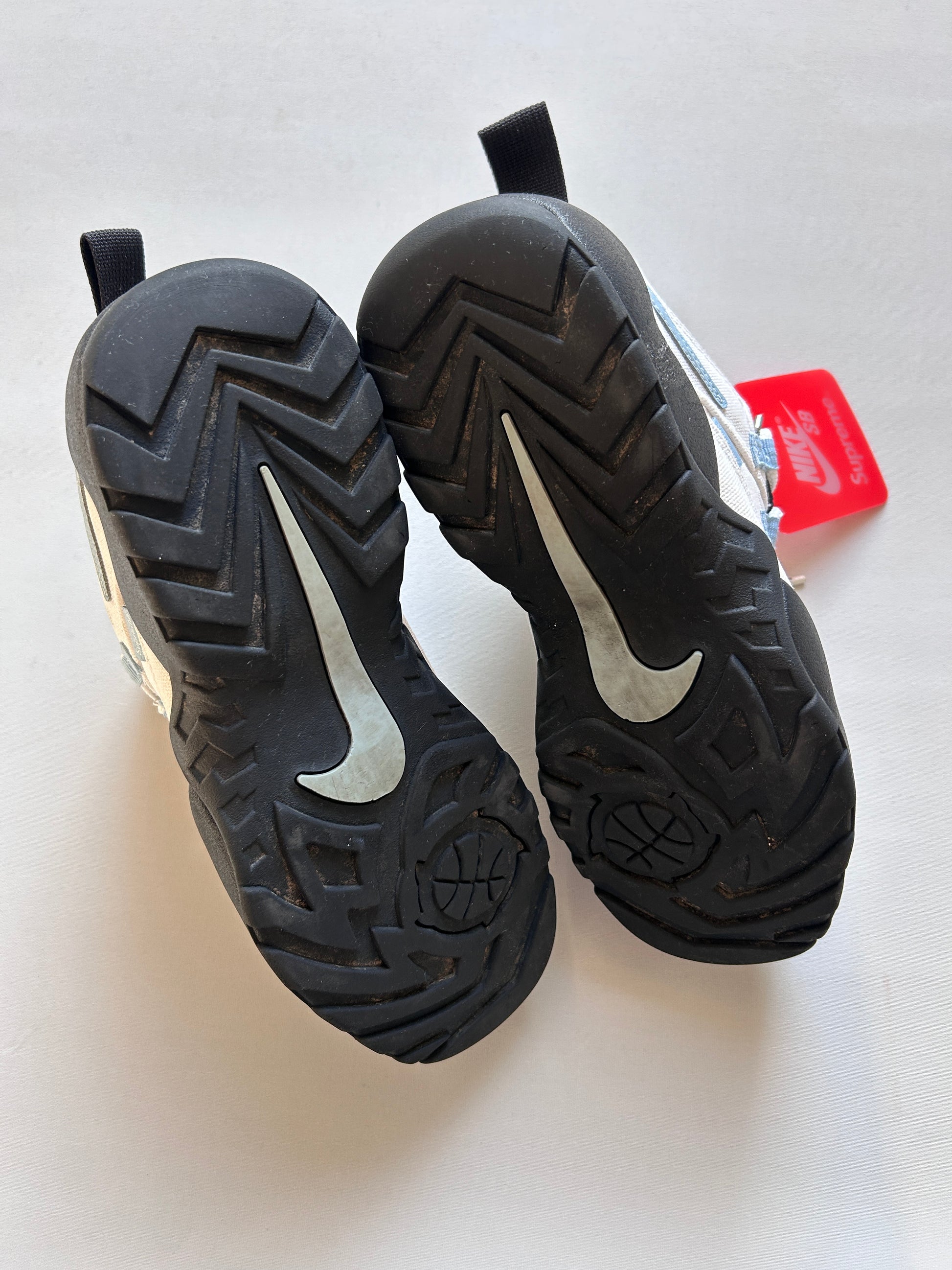 NIKE SB DARWIN X SUPREME (42,5EU)