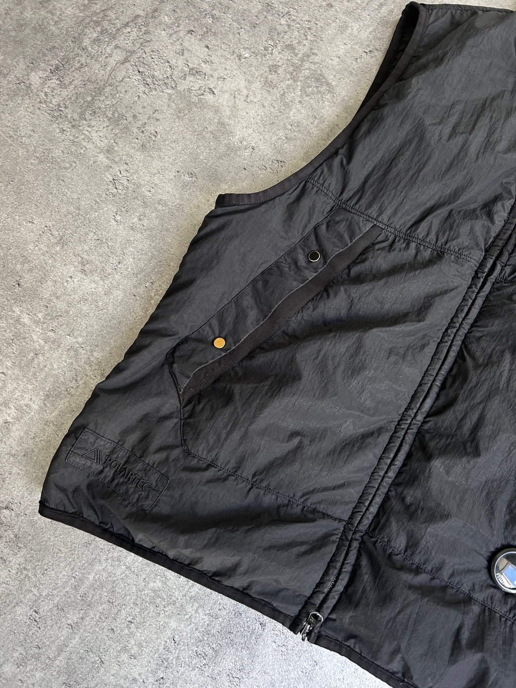 C.P COMPANY GDP NYLON VEST (L)